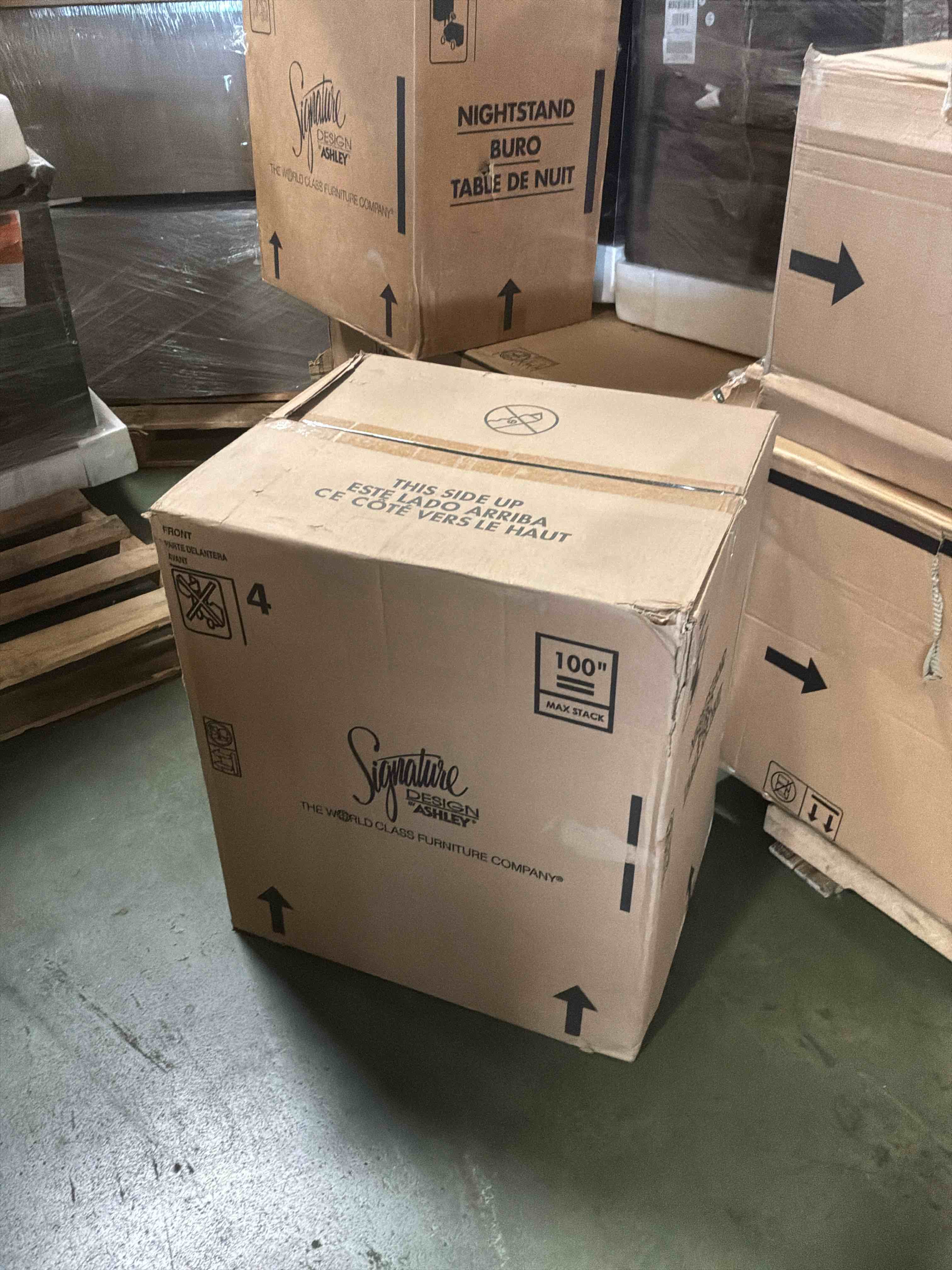 https://s3.amazonaws.com/lotting-images-prod/bidfta/GRA4118745_1777911765124.jpeg