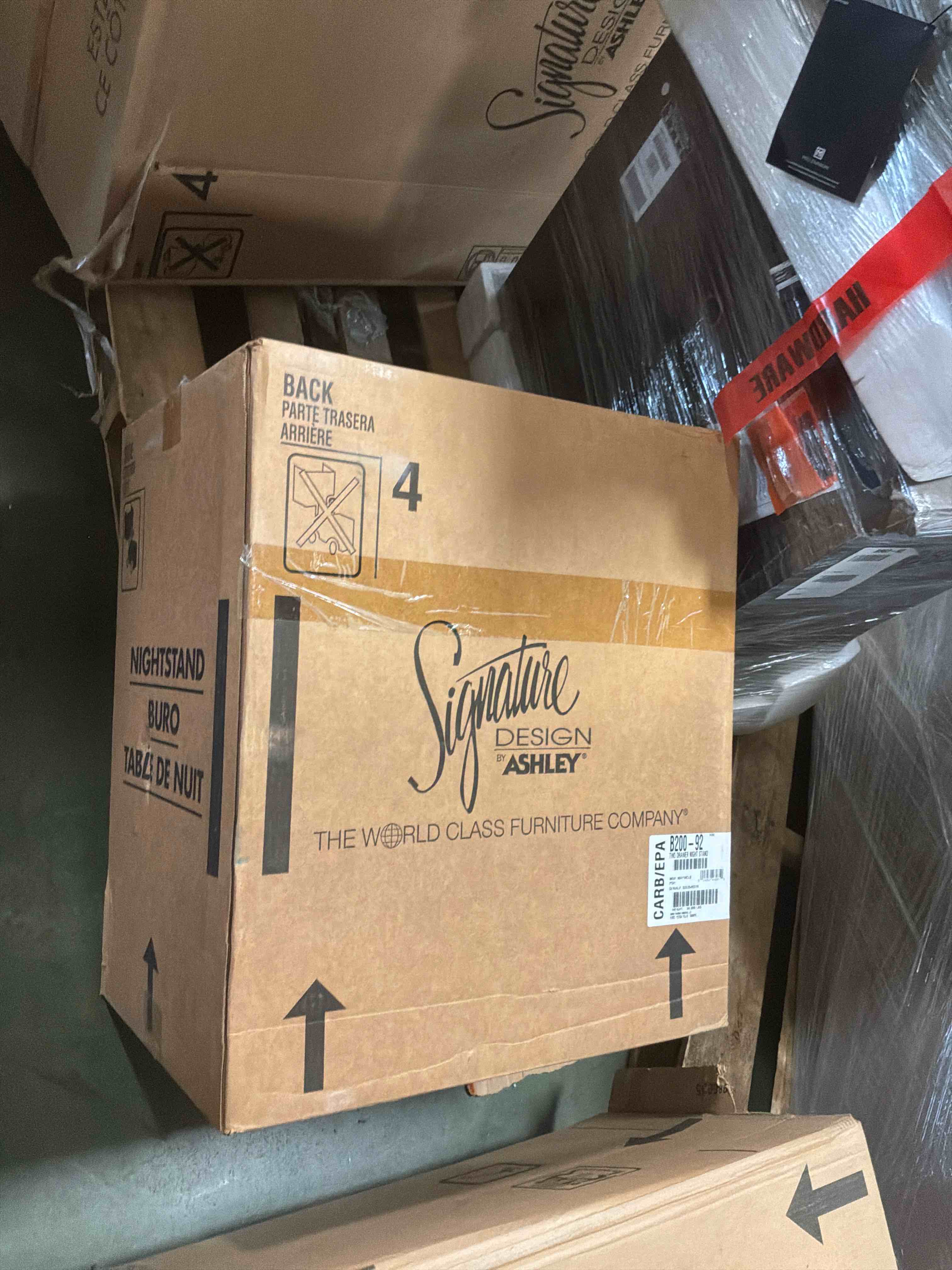https://s3.amazonaws.com/lotting-images-prod/bidfta/GRA4118748_1777914411185.jpeg