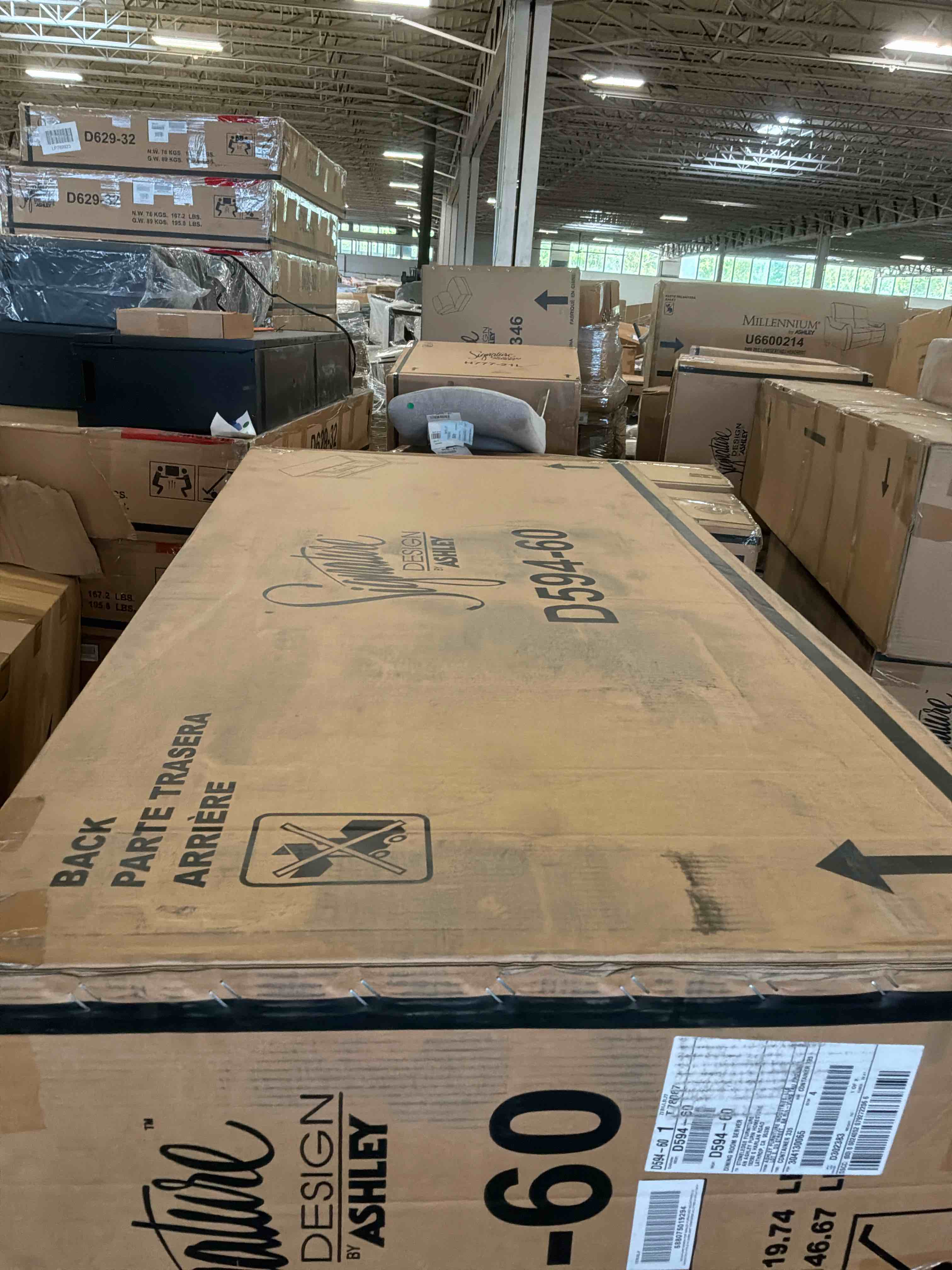 https://s3.amazonaws.com/lotting-images-prod/bidfta/GRA4118755_1777922386354.jpeg