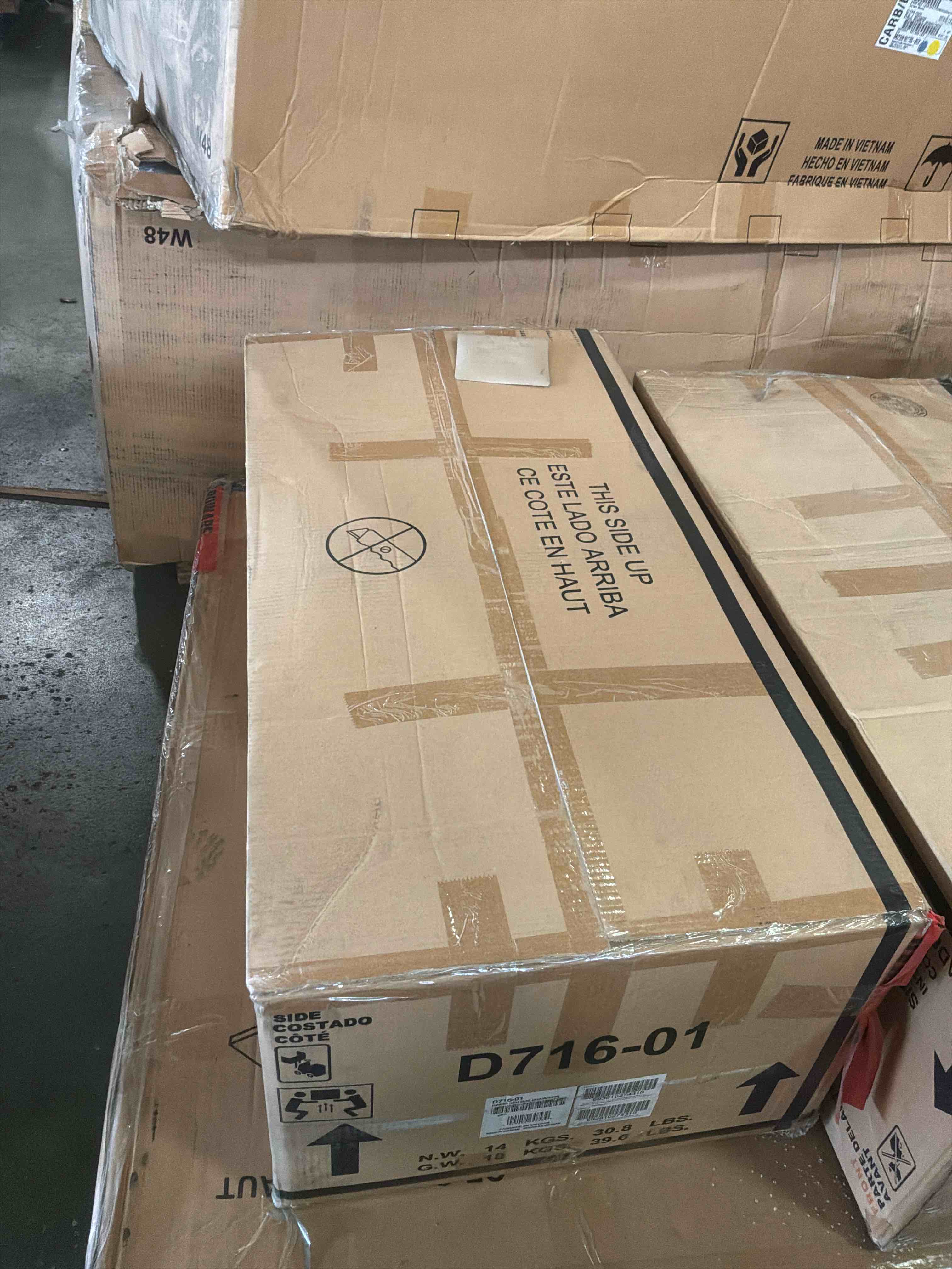 https://s3.amazonaws.com/lotting-images-prod/bidfta/GRA4118758_1777922919708.jpeg