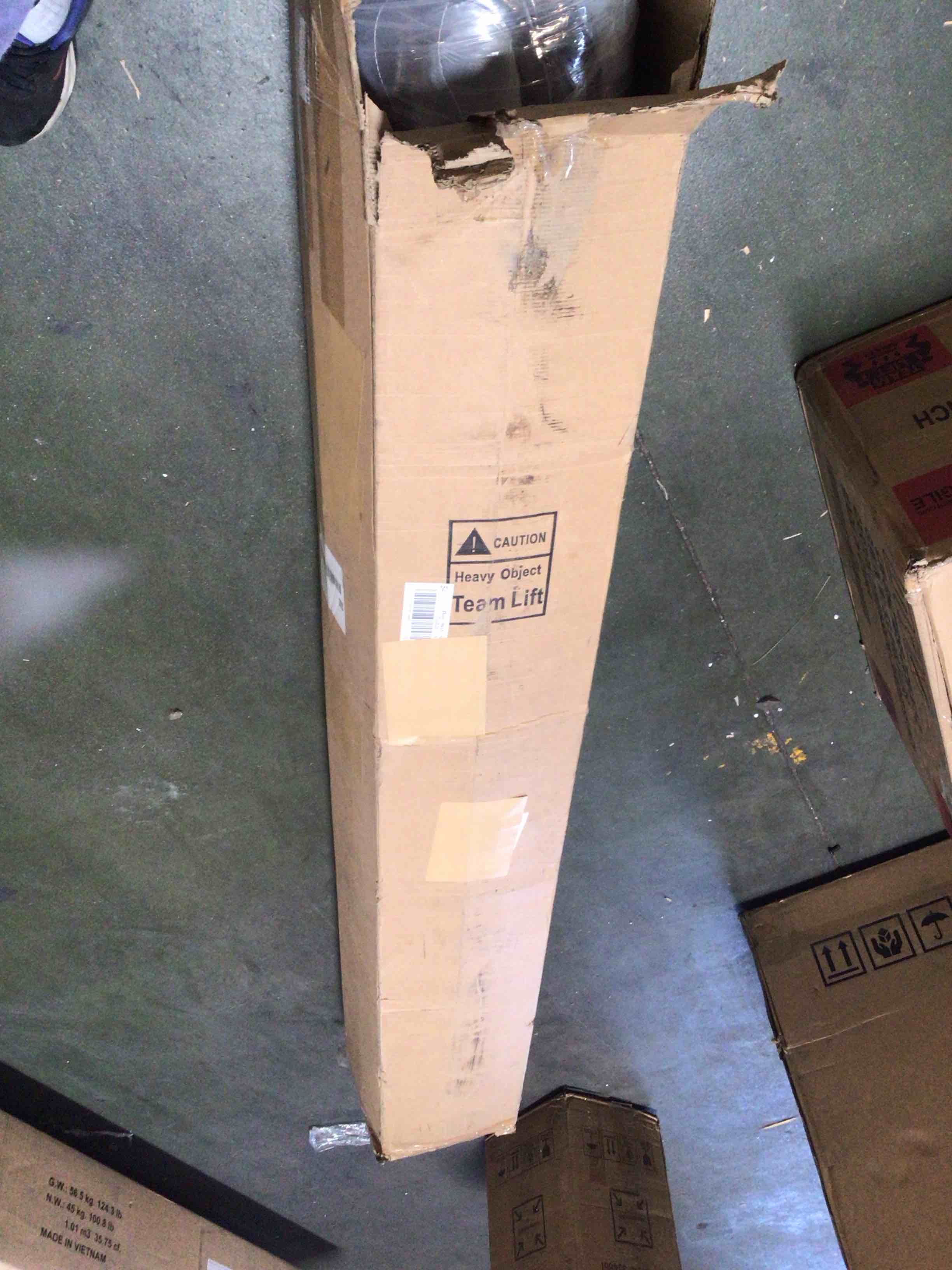https://s3.amazonaws.com/lotting-images-prod/bidfta/GRA4119410_1778603839793.jpeg