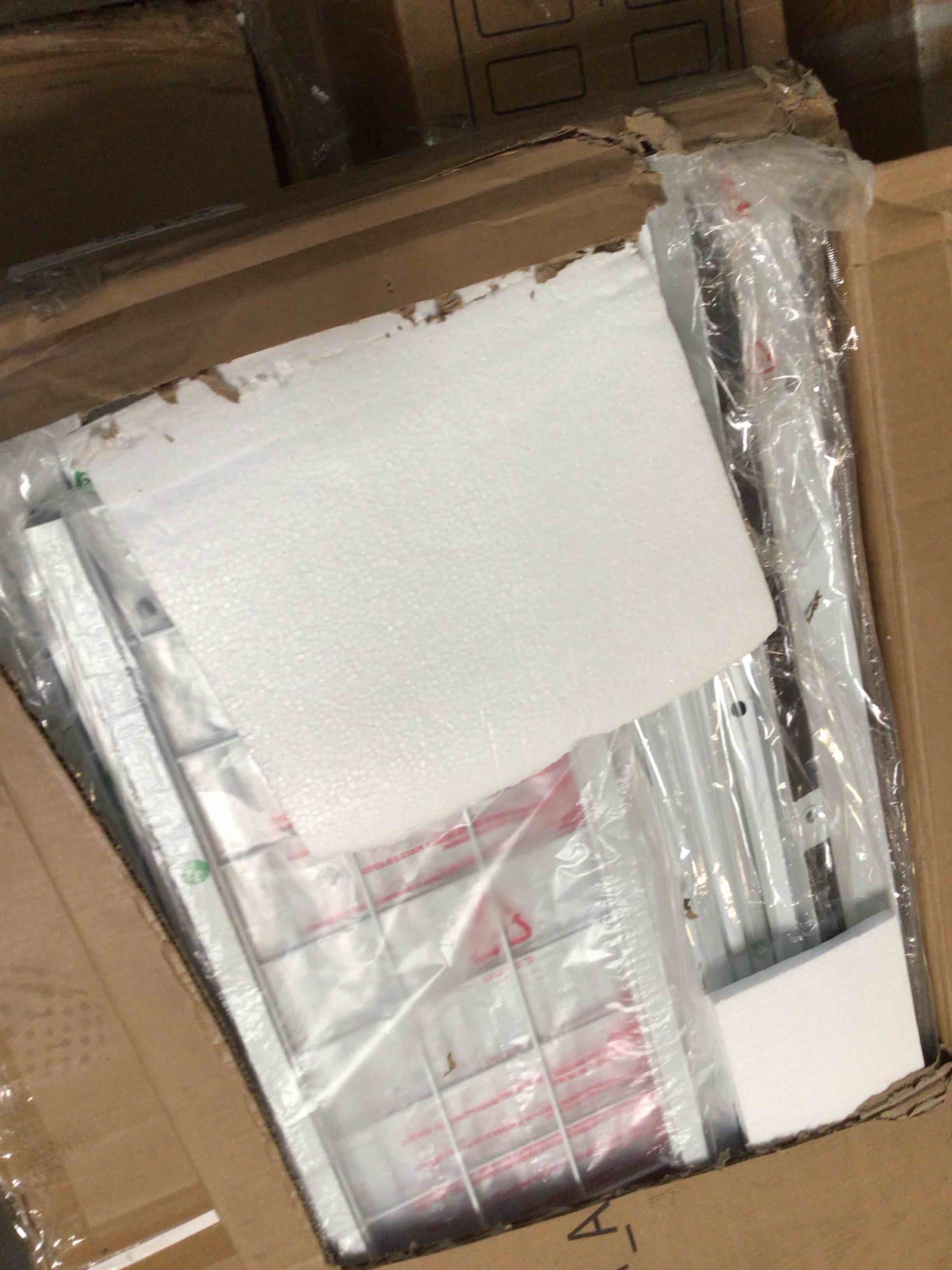 https://s3.amazonaws.com/lotting-images-prod/bidfta/GRA4119415_1778608468421.jpeg