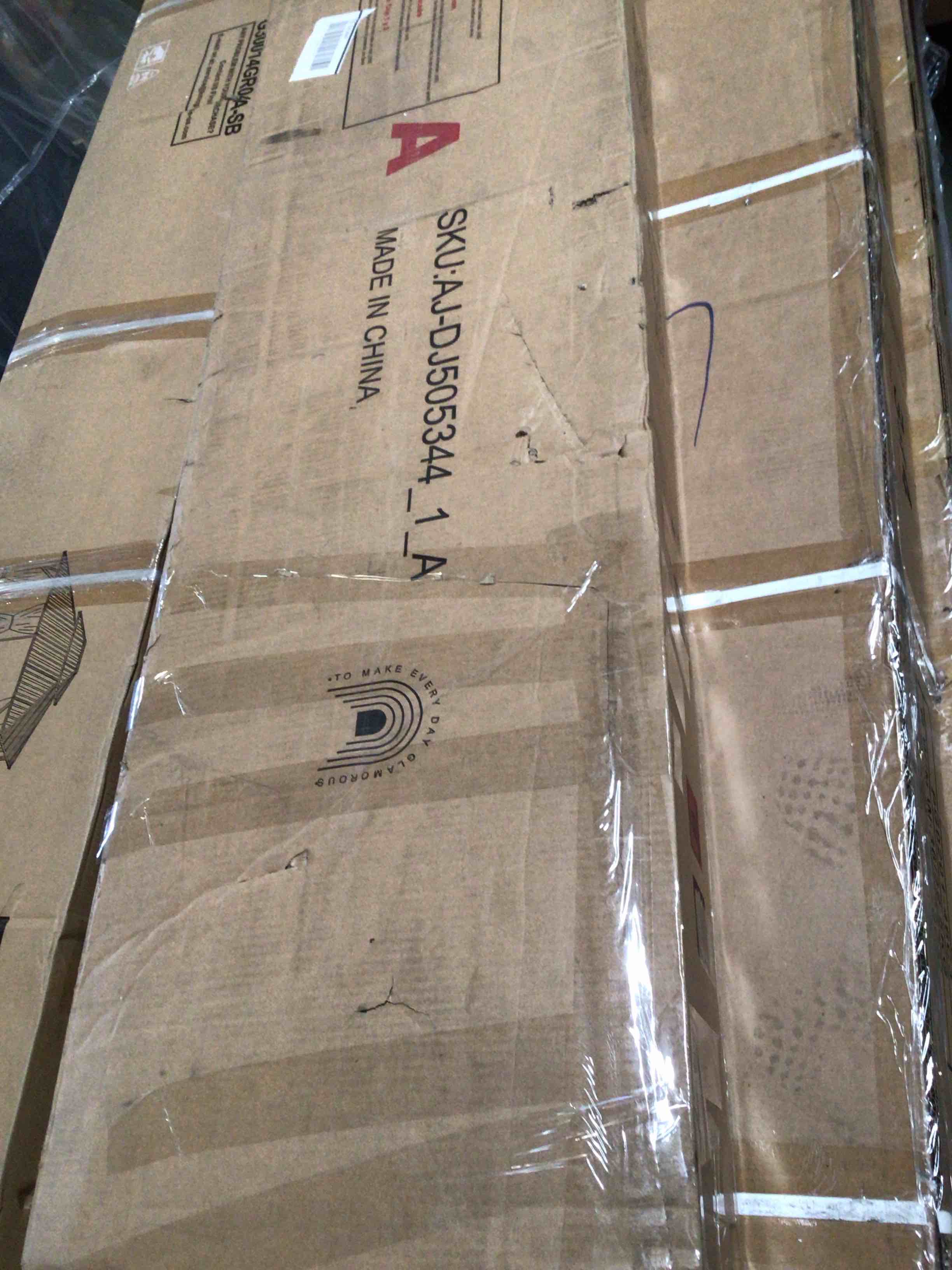 https://s3.amazonaws.com/lotting-images-prod/bidfta/GRA4119415_1778608532199.jpeg