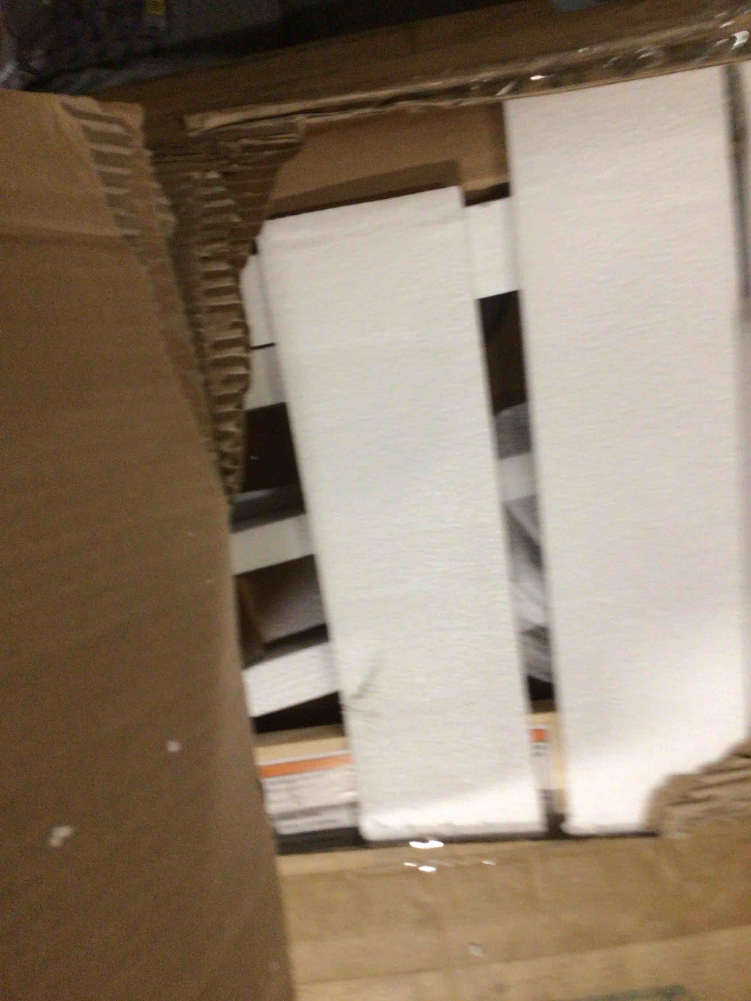 https://s3.amazonaws.com/lotting-images-prod/bidfta/GRA4119469_1778778630431.jpeg