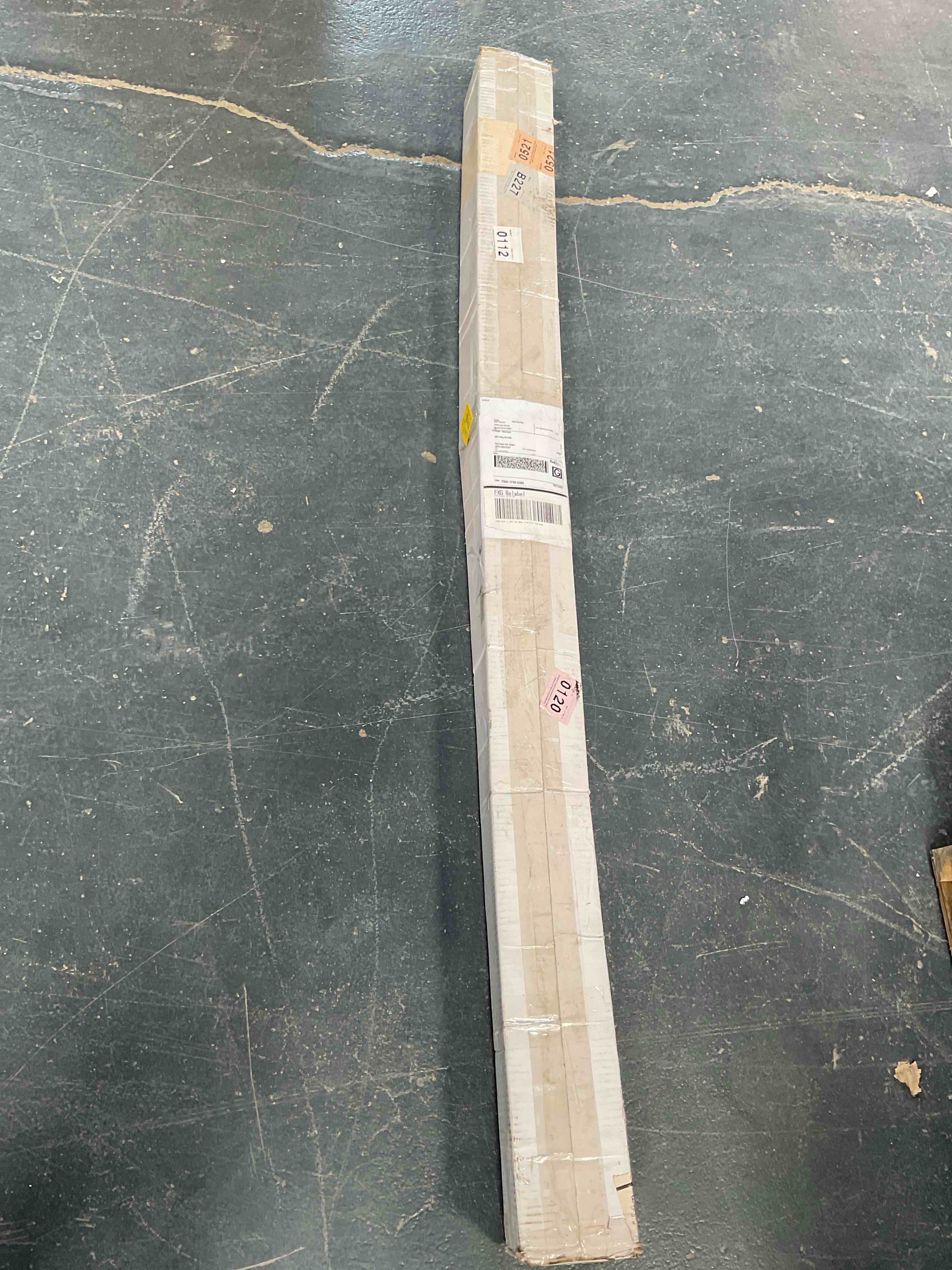 Condition photo showing Good Condition for outdoor wall linear sconce fixture