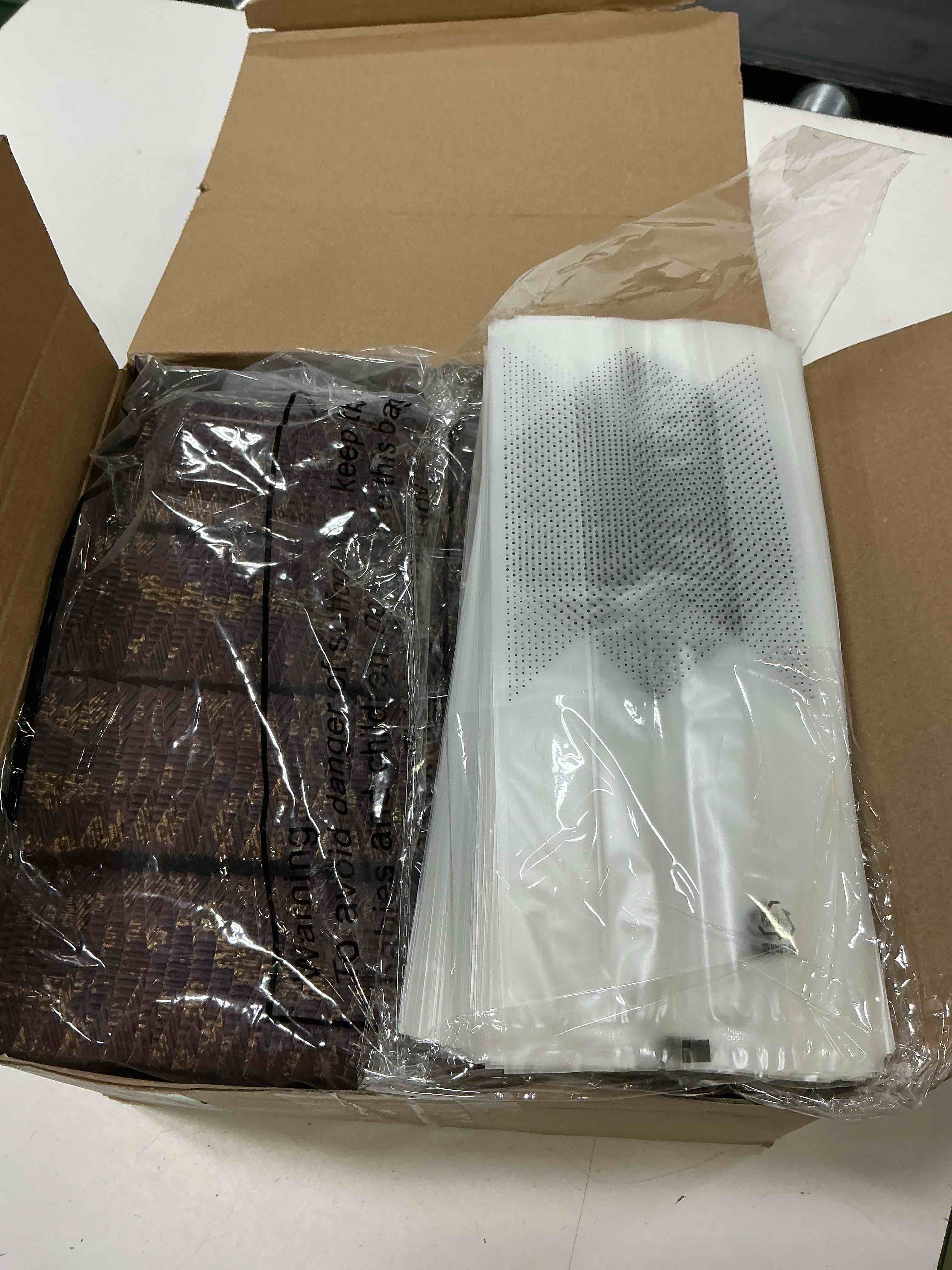 https://s3.amazonaws.com/lotting-images-prod/bidfta/GRA4133691_1788533839115.jpeg