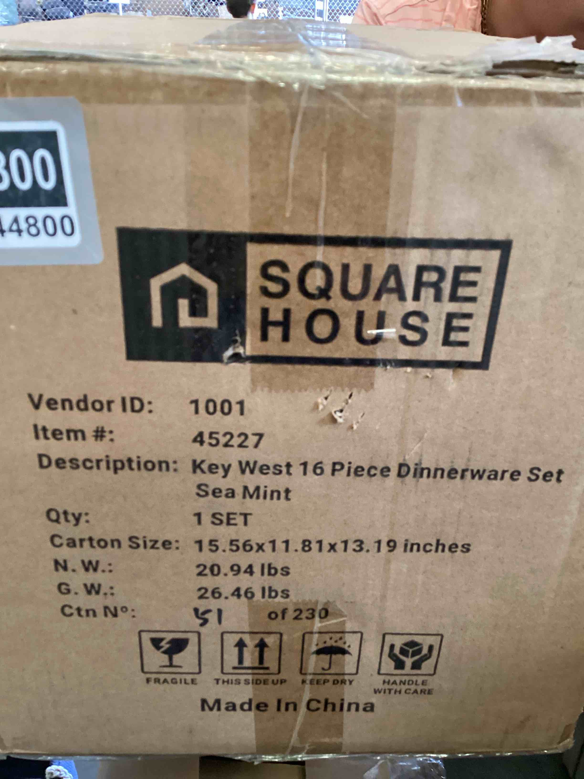 dinnerware set