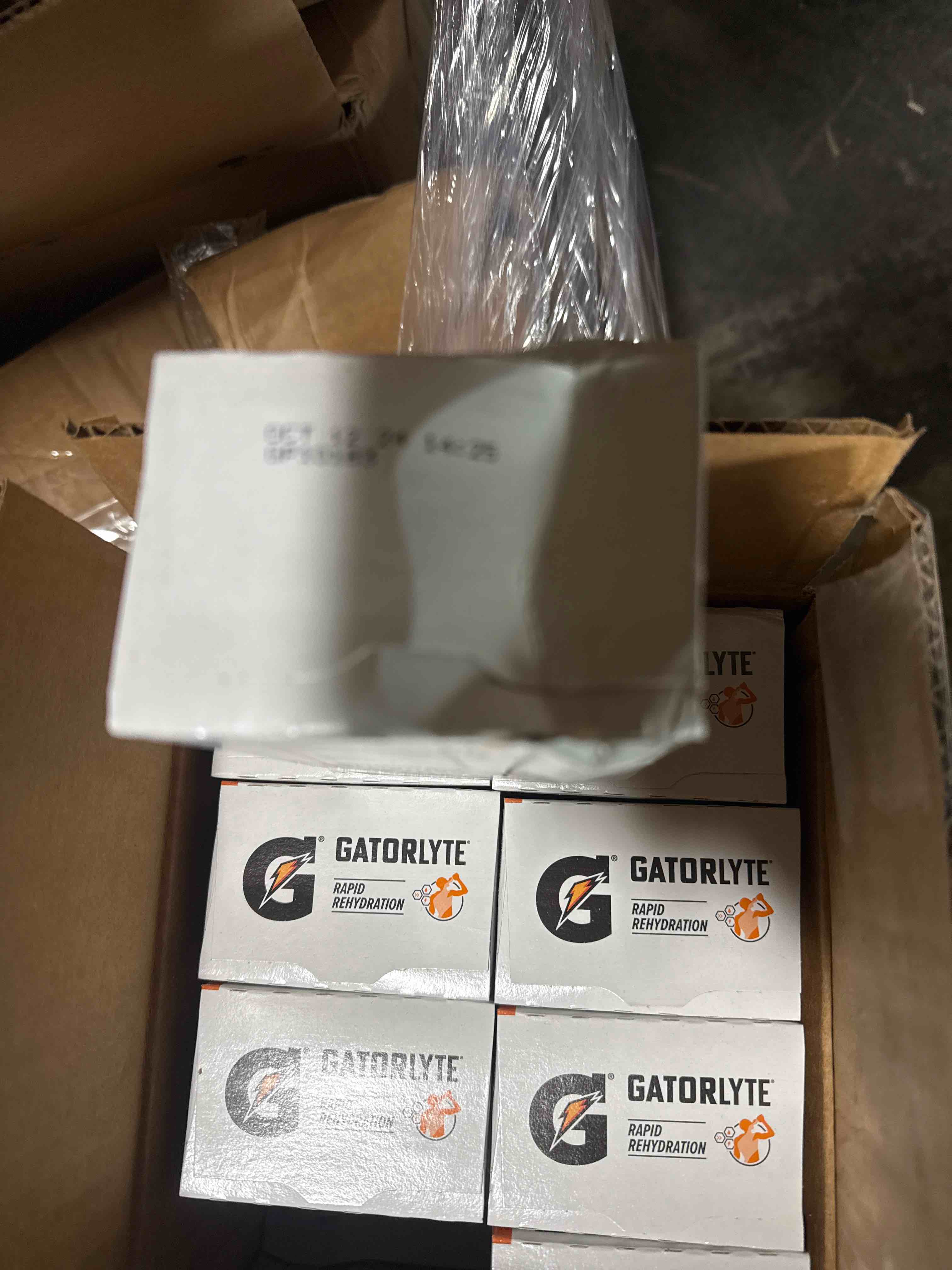 Condition photo showing Brand New for case of 6 gatorlyte electrolyte beverage powder, cherry lime, makes 20 fl oz, 3.1 ounce (pack of 6)