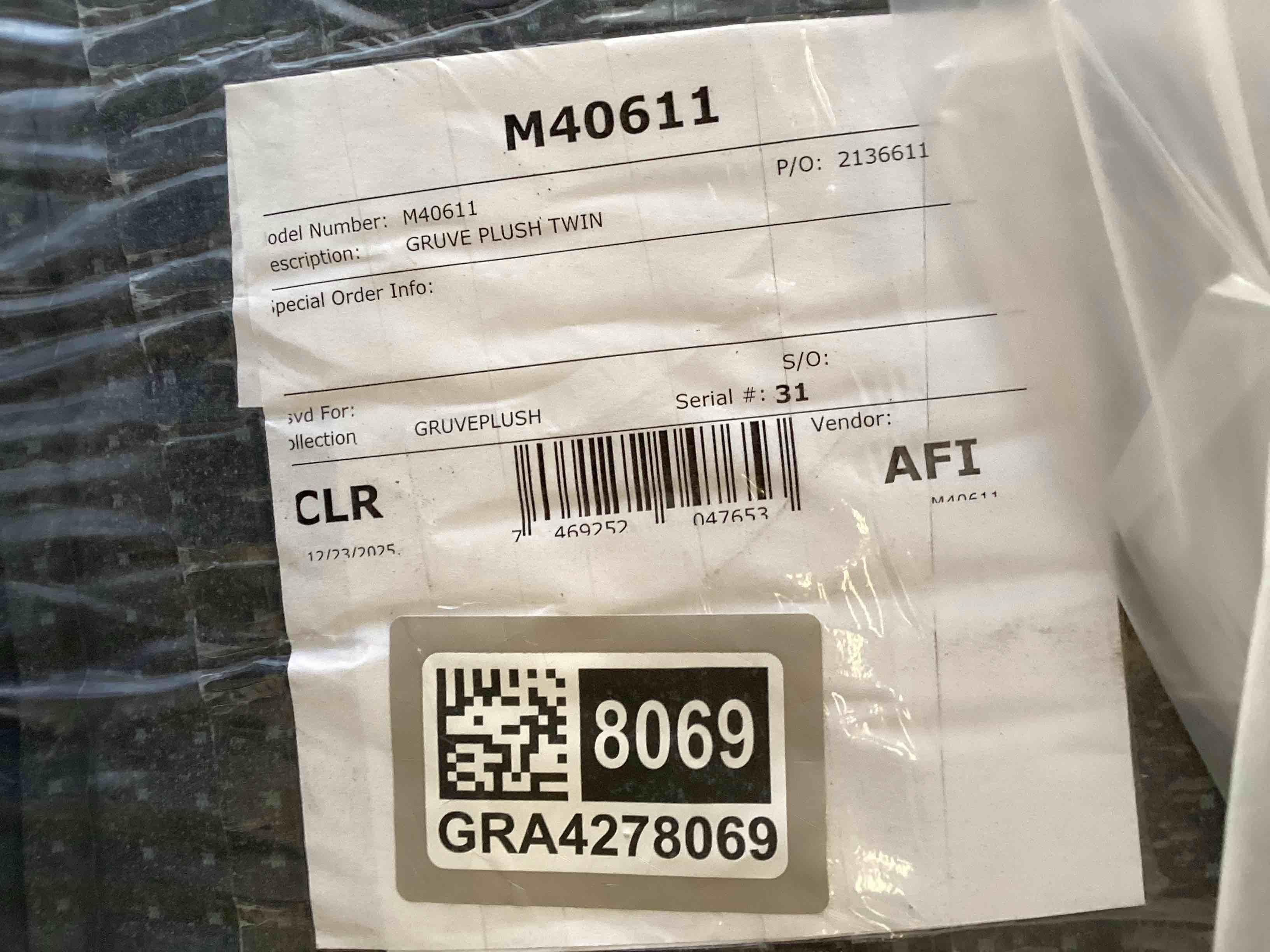 https://s3.amazonaws.com/lotting-images-prod/bidfta/GRA4278069_1780422994288.jpeg