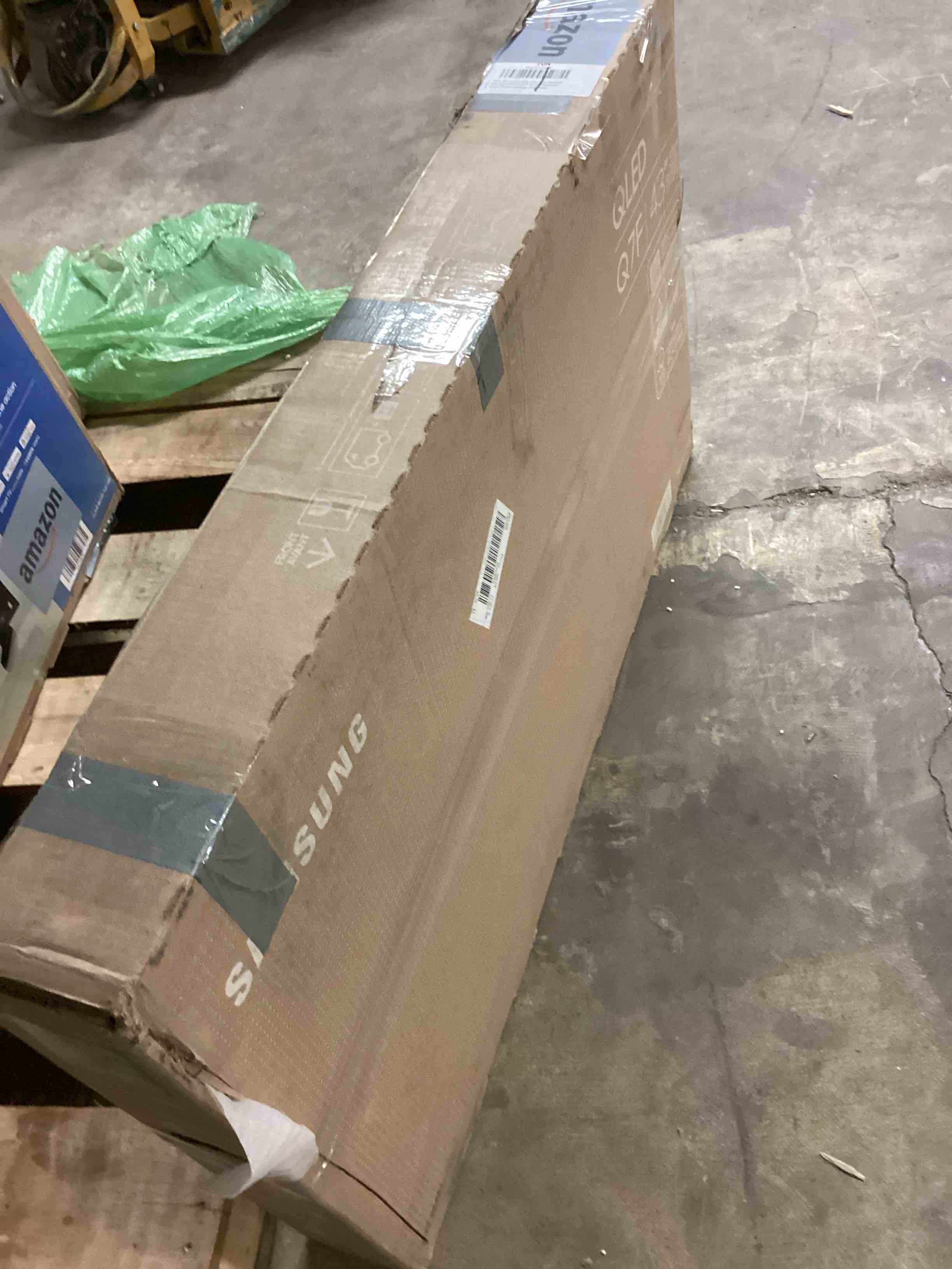 https://s3.amazonaws.com/lotting-images-prod/bidfta/GRA4389990_1777495397626.jpeg
