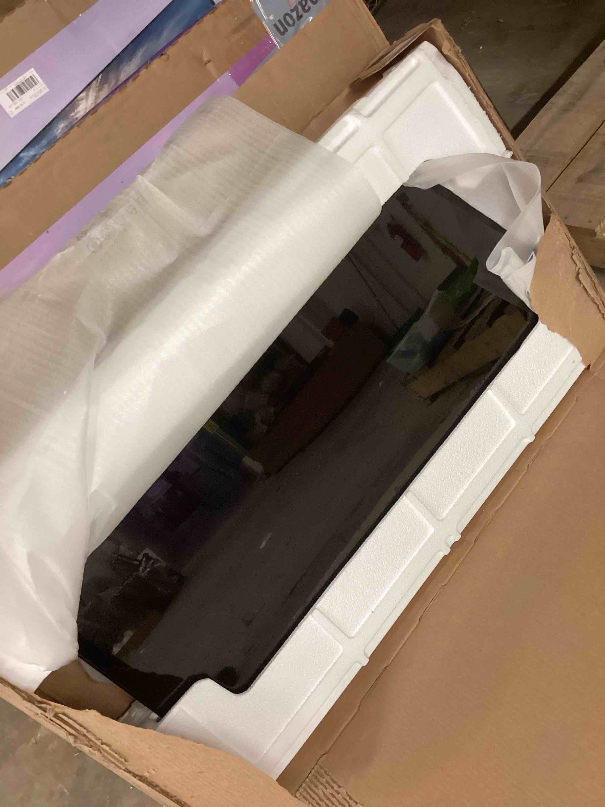 https://s3.amazonaws.com/lotting-images-prod/bidfta/GRA4389994_1777495970933.jpeg