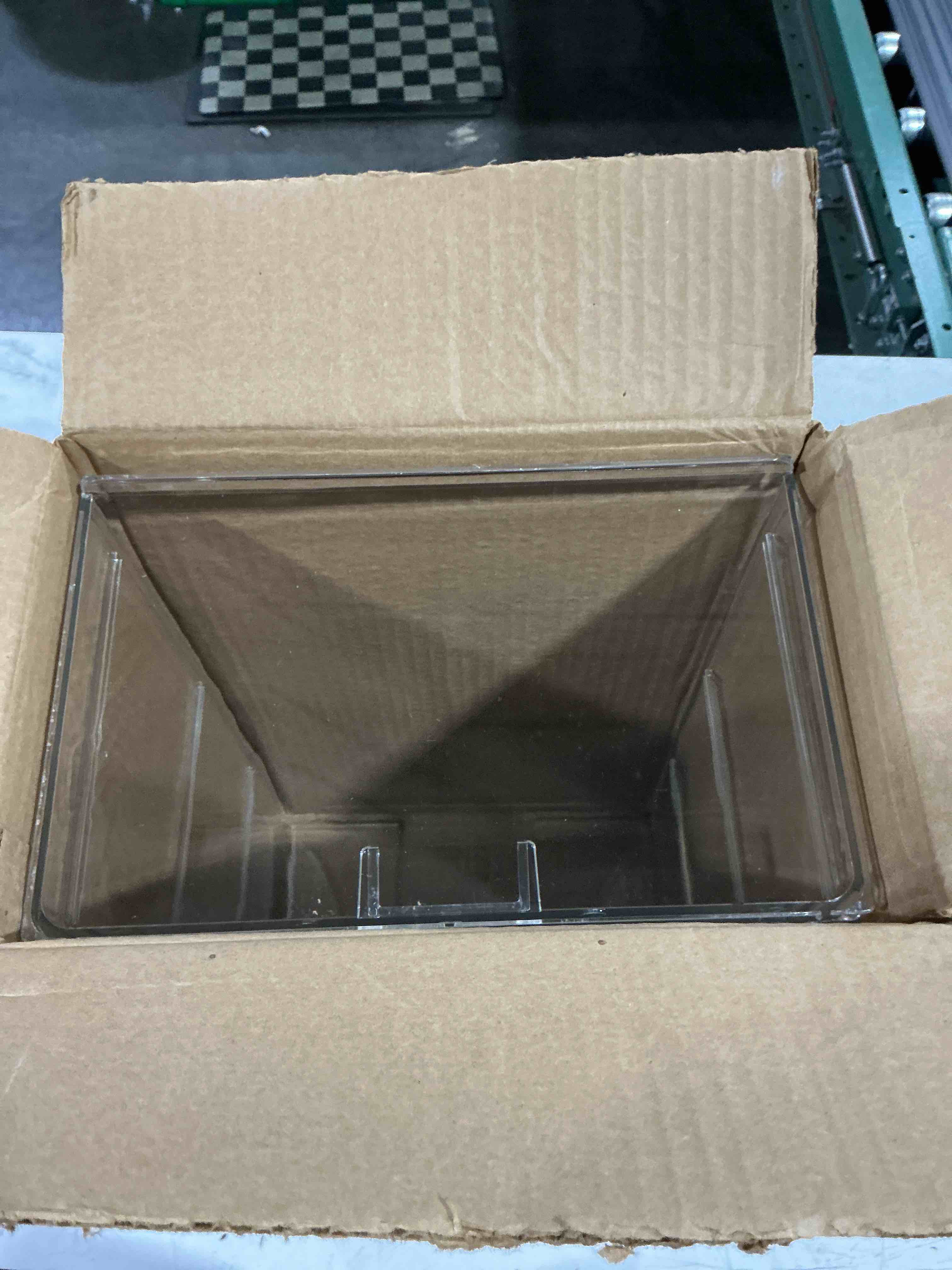 https://s3.amazonaws.com/lotting-images-prod/bidfta/GRA4545088_1789663209727.jpeg