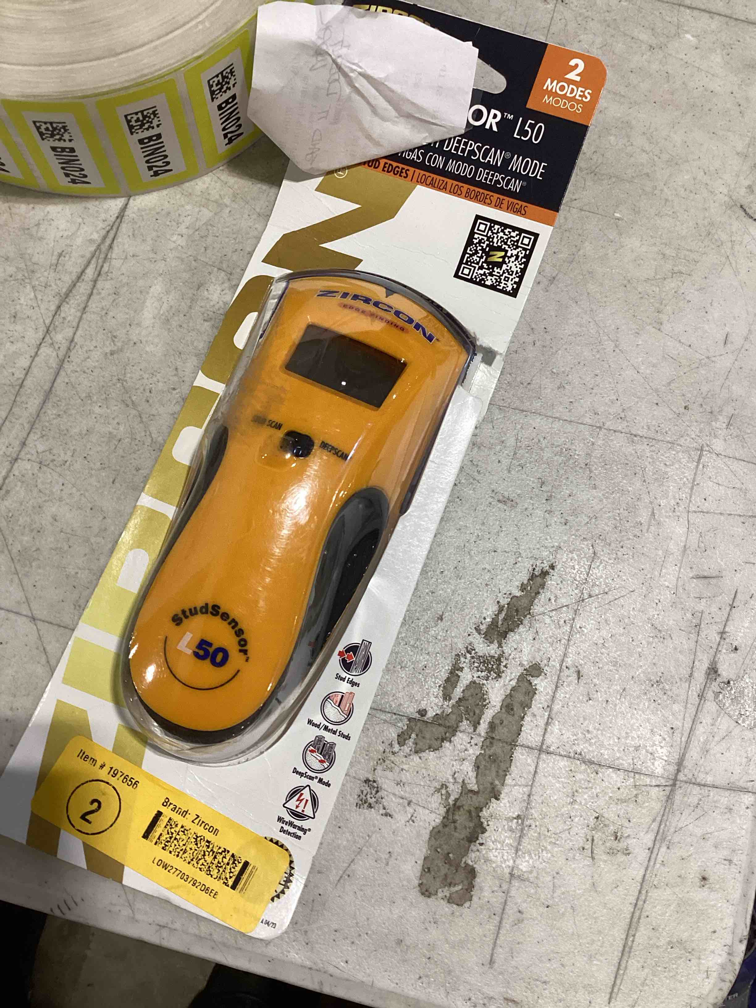Condition photo showing Good Condition for zircon 61386 studsensor pro lcd stud finder