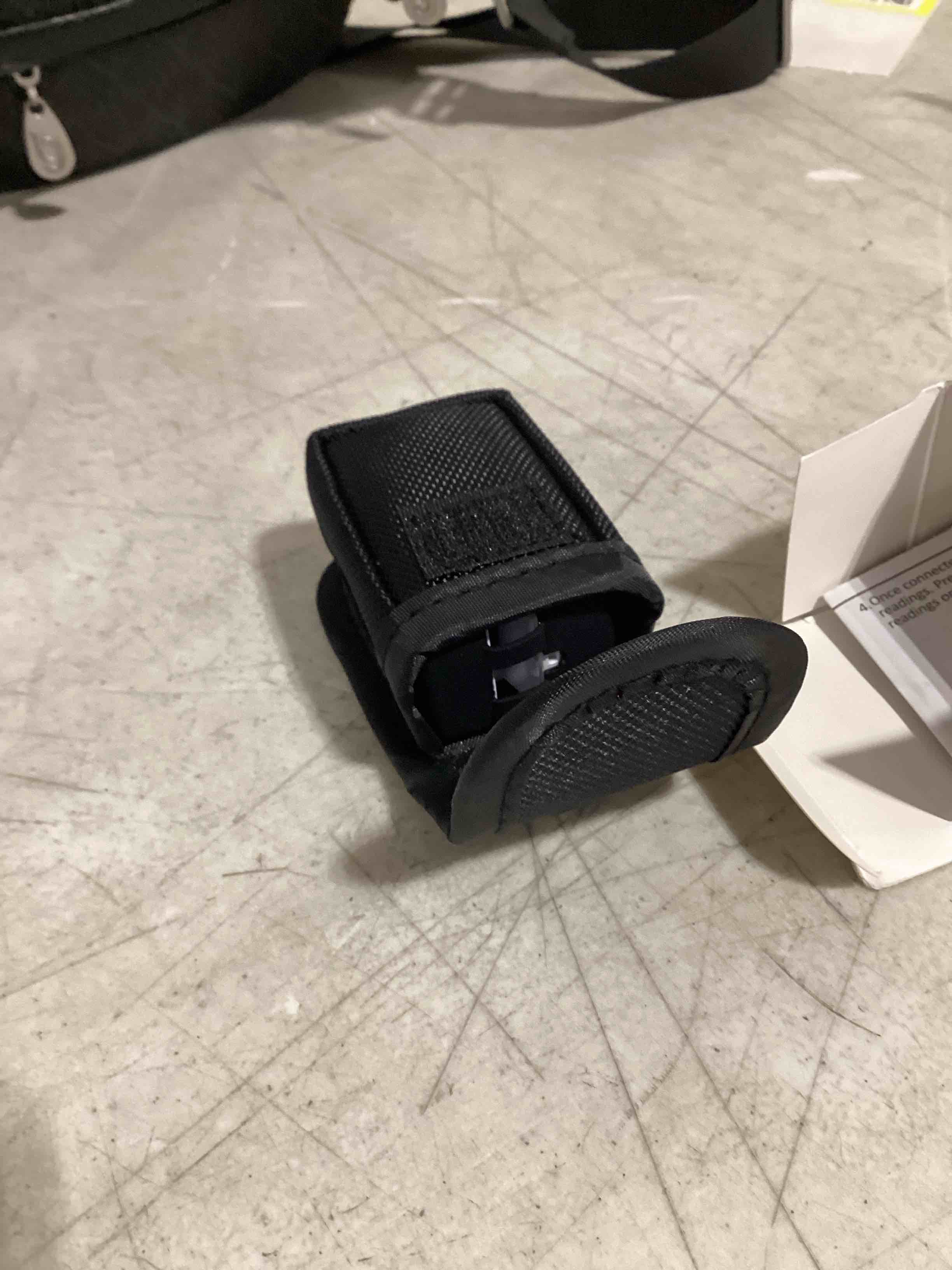 Condition photo showing As Is for zacurate 500e-b wireless bluetooth fingertip blood pulse oximeter monitor with free app, spo2, heart rate, plethysmograph, and perfusion index finger oxygen sensor meter
