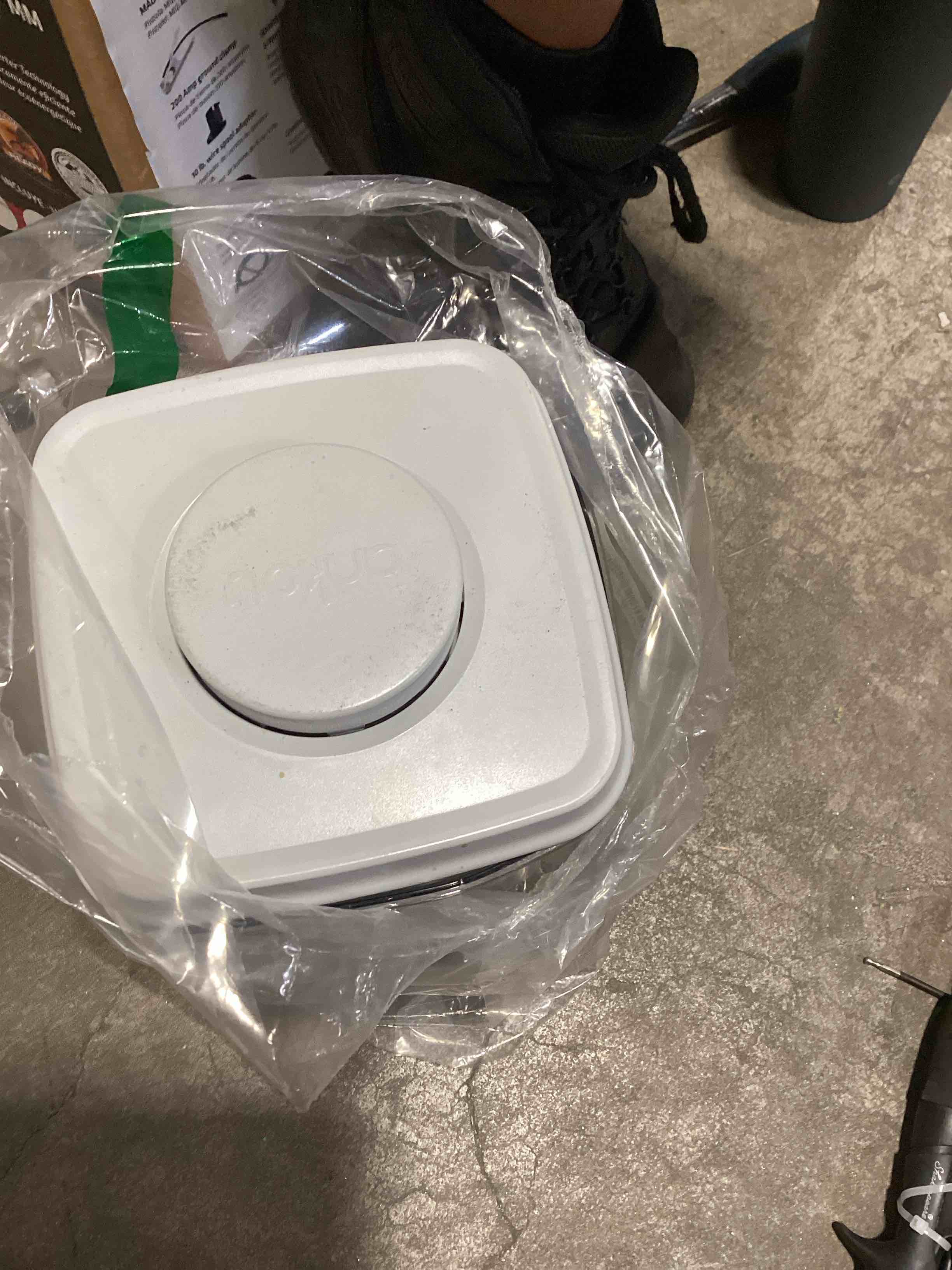 Condition photo showing As Is for ankou airtight food storage container with pop lid & 130ml scoop, 4l/4.2qt *2 bpa-free cereal, rice, flour, pasta & snack container, stackable & durable,kitchen pantry organizer 4l * 2