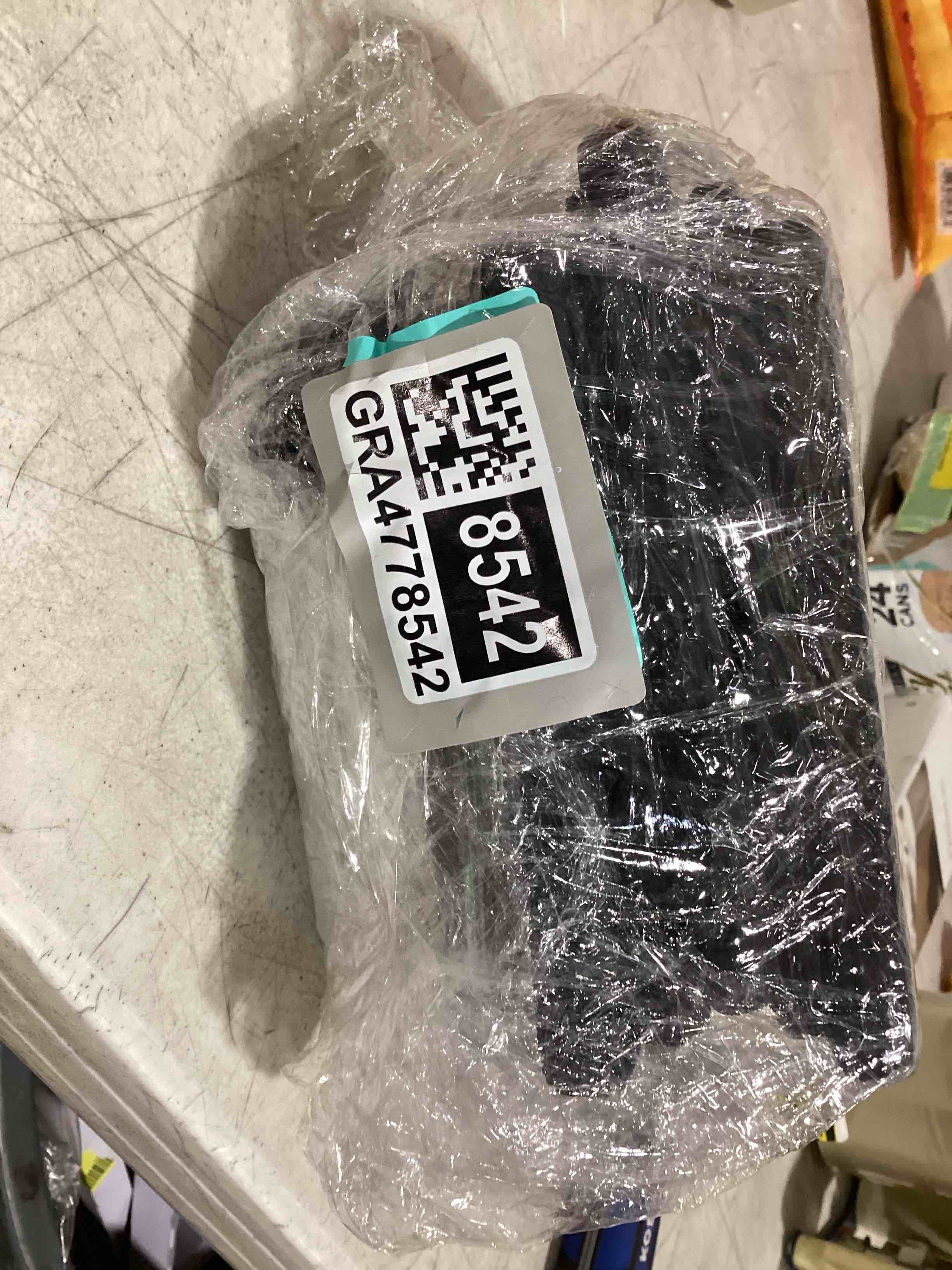 Condition photo showing Good Condition for variety phone cases. 10 pack.