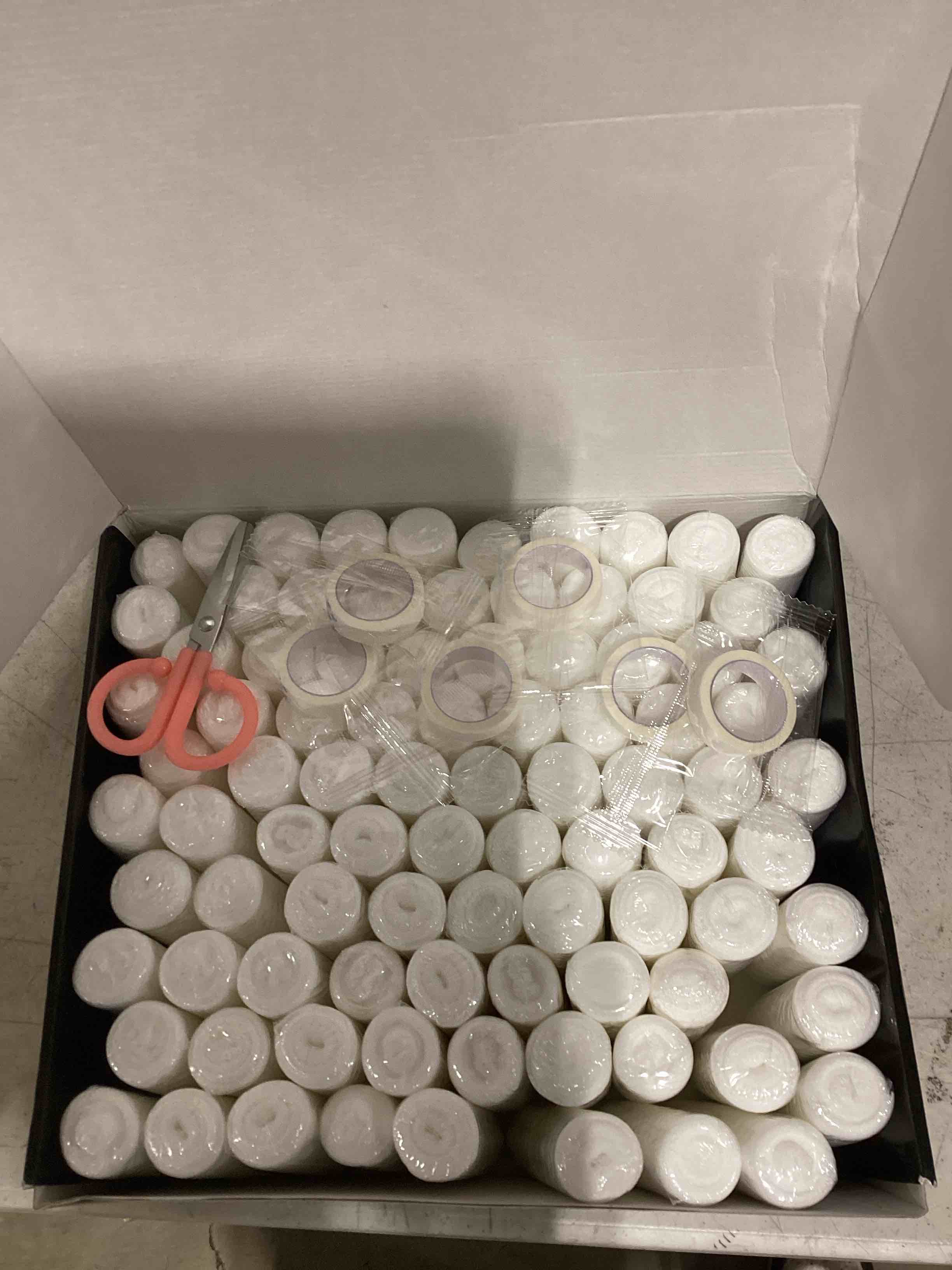 Condition photo showing Good Condition for 90 gauze rolls individual packing