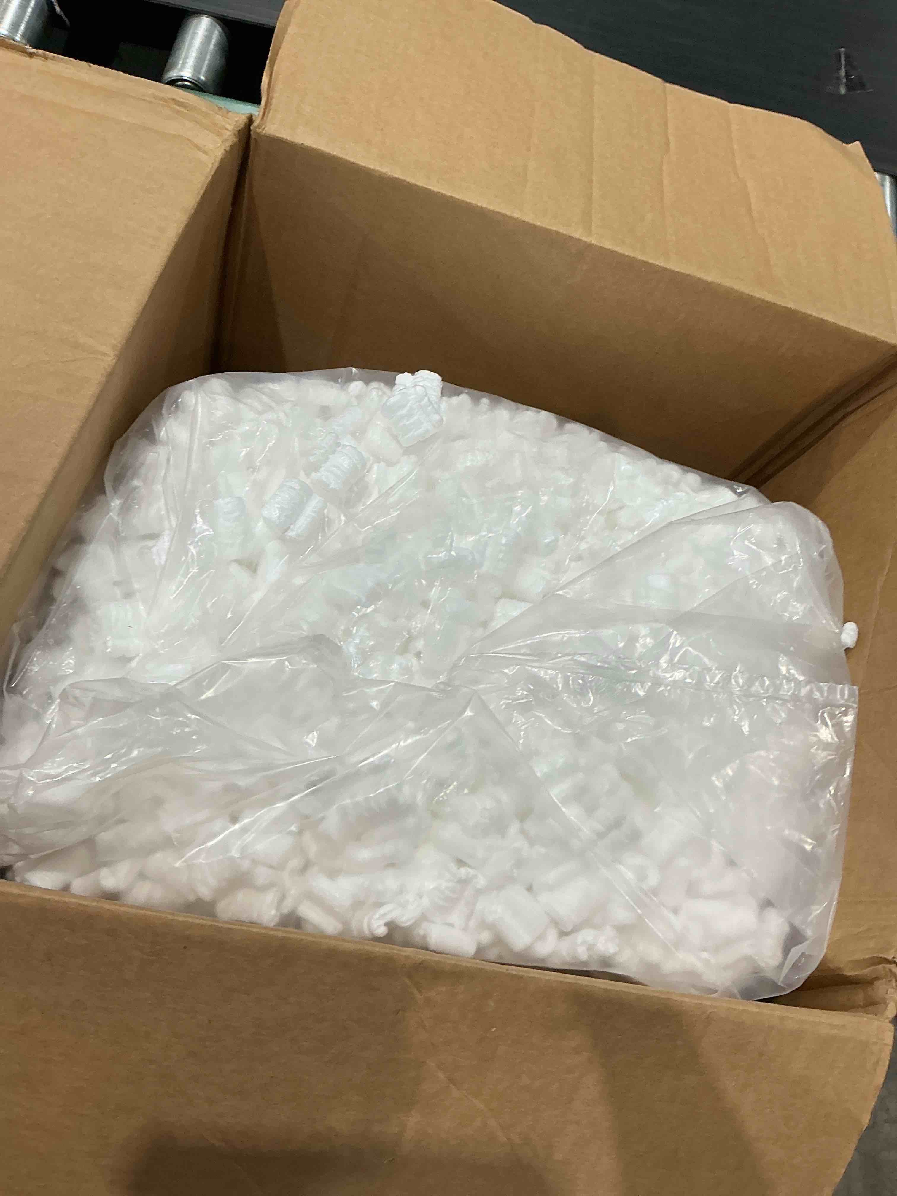 Condition photo showing Good Condition for packing peanuts shipping anti static loose fill 150 gallons 20 cubic feet white