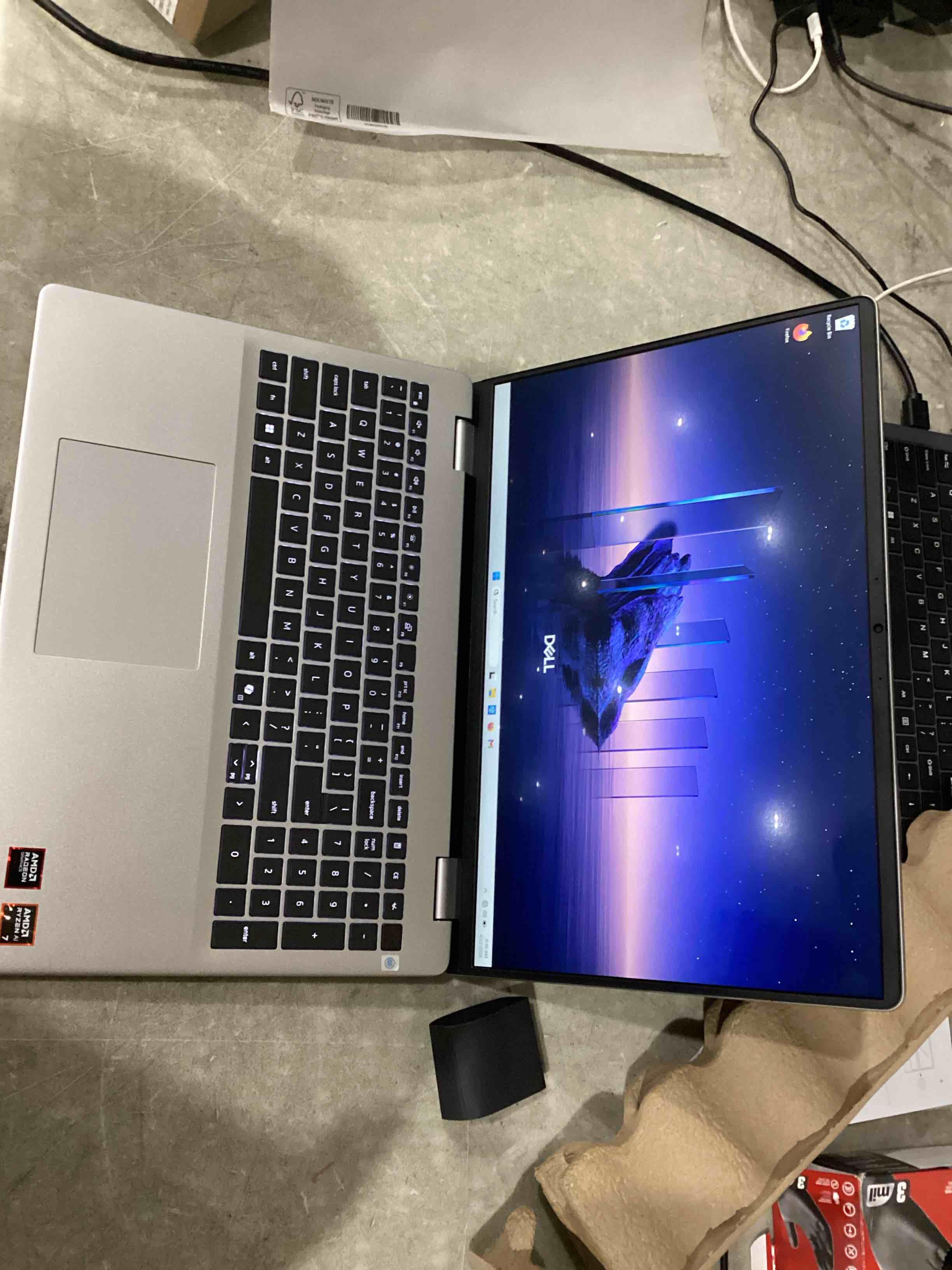 Condition photo showing Good Condition for dell 16 laptop dc16256-16.0-inch 16:10 2k touchscreen display, amd ryzen ai 7 350 processor, amd radeon graphics, 32gb memory, 1tb ssd, windows 11 home, copilot+, onsite service, platinum silver