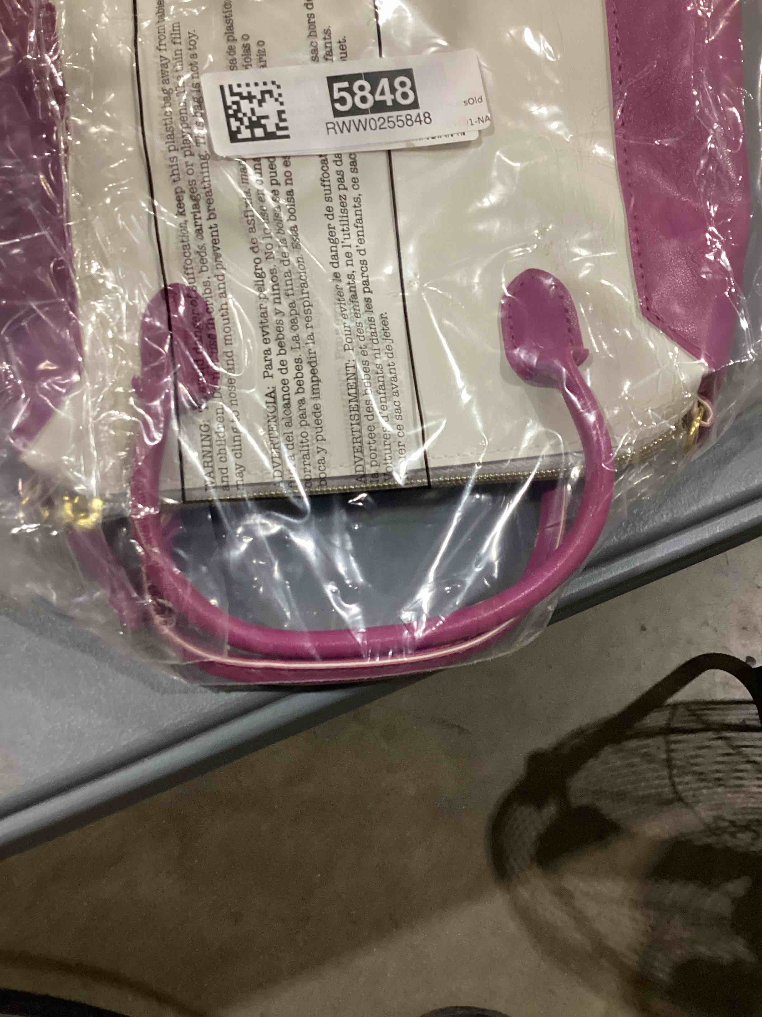 Condition photo showing Good Condition for toy bag “litti pritti”