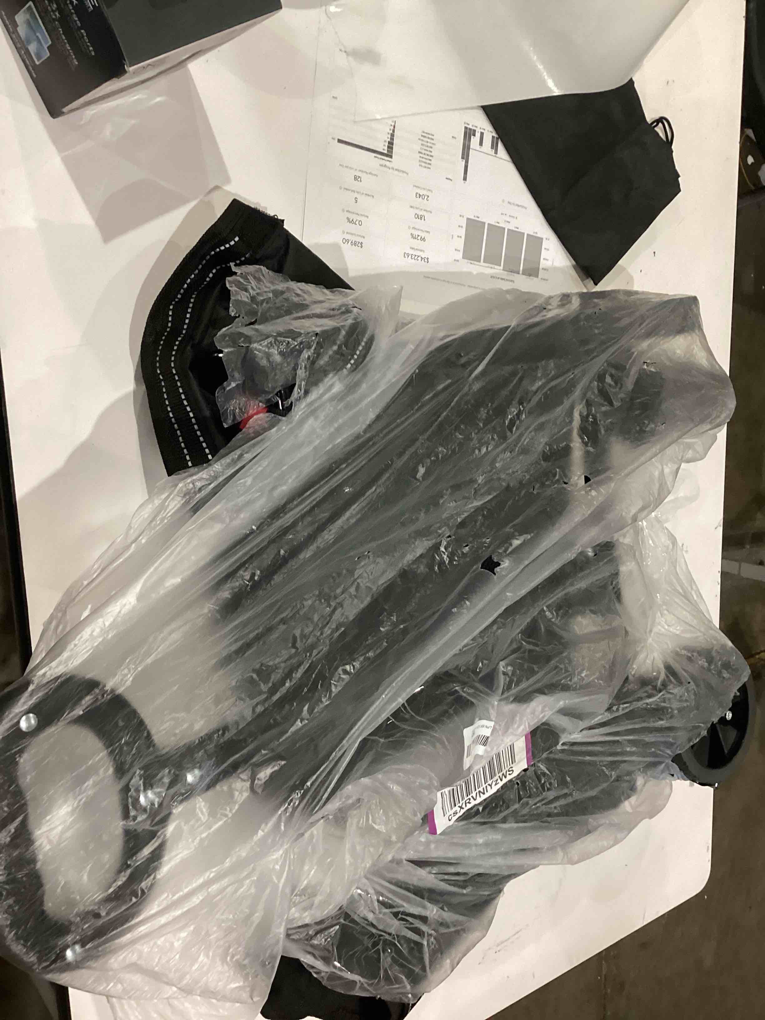 https://s3.amazonaws.com/lotting-images-prod/bidfta/GRA4906669_1780328265484.jpeg