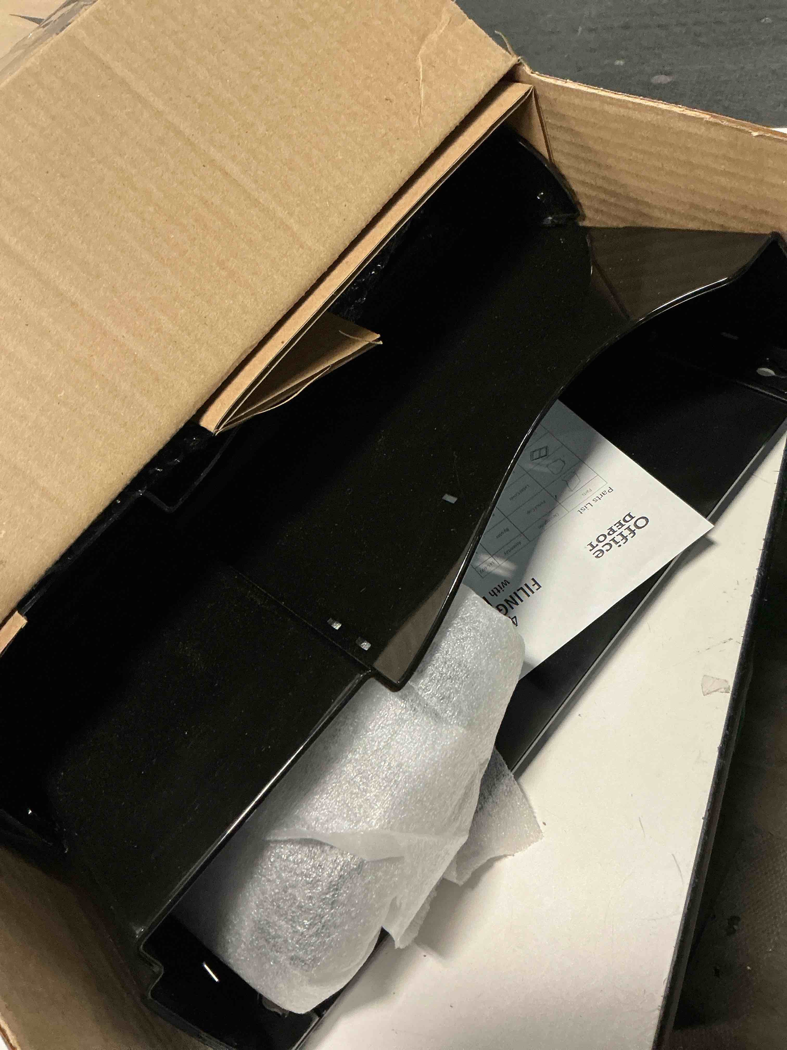 Condition photo showing Good Condition for office depot wall pockets with 4 hangers, letter size/legal size, black, 10728