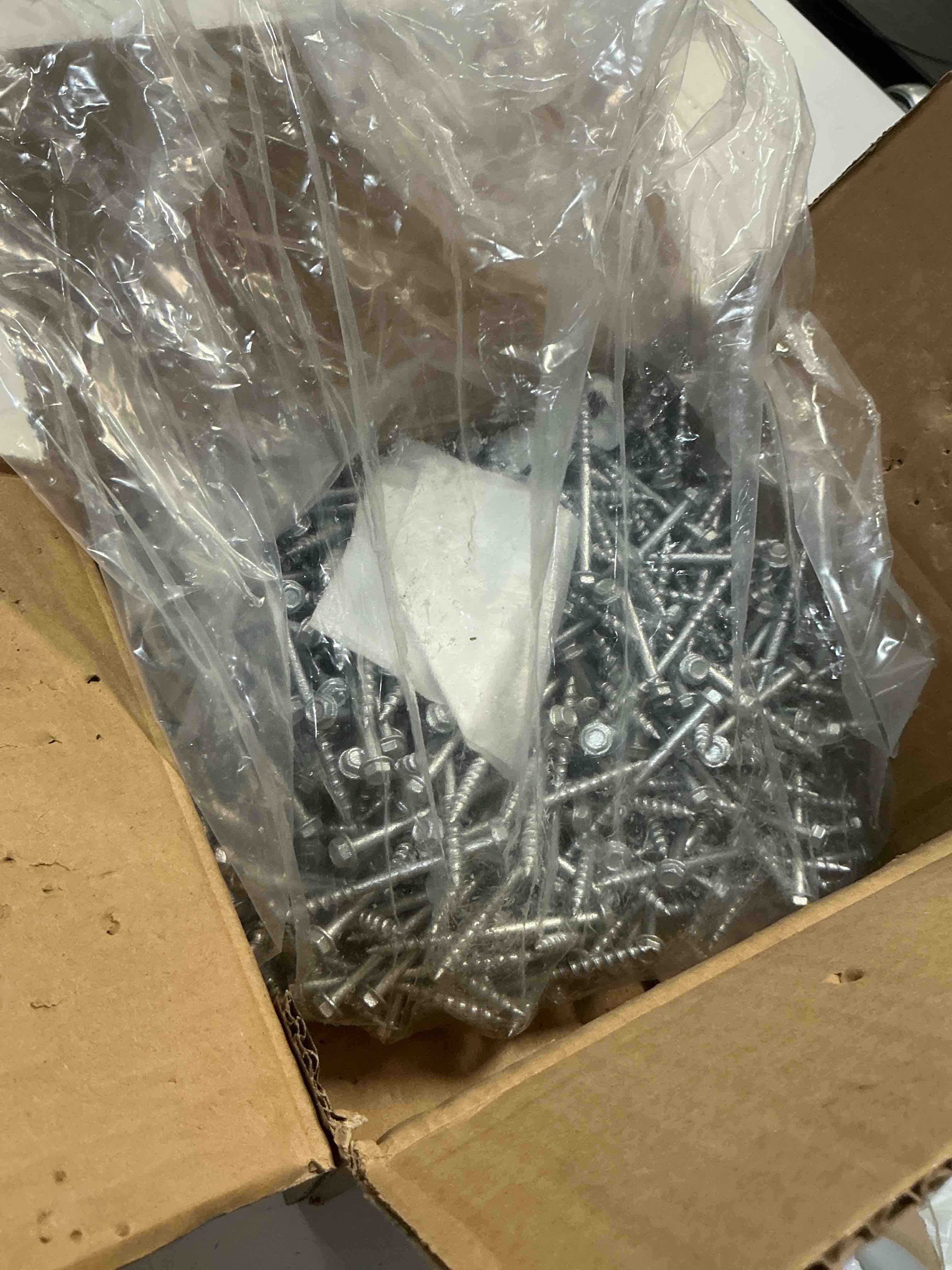 Condition photo showing Good Condition for #10 x 2-1/2“ sd connector screws, joist hanger screws 1/4" hex head with 0.380"-dia, mechanical galvanized,for construction, home improvement (500pcs) #10-2x1/2" 500