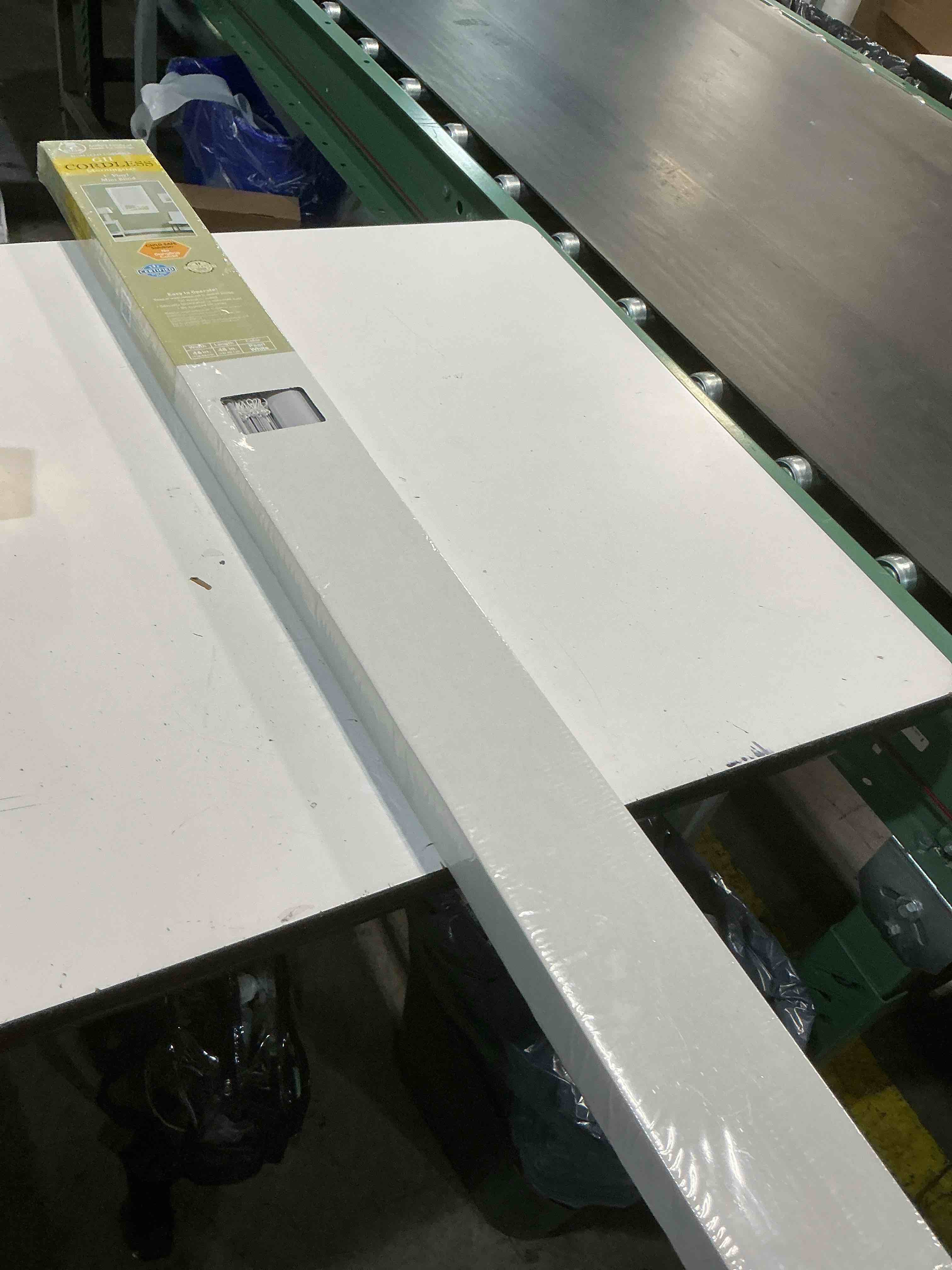Condition photo showing As Is for achim gii morningstar indoor cordless white vinyl light filtering window mini blind 48 l x 46 w