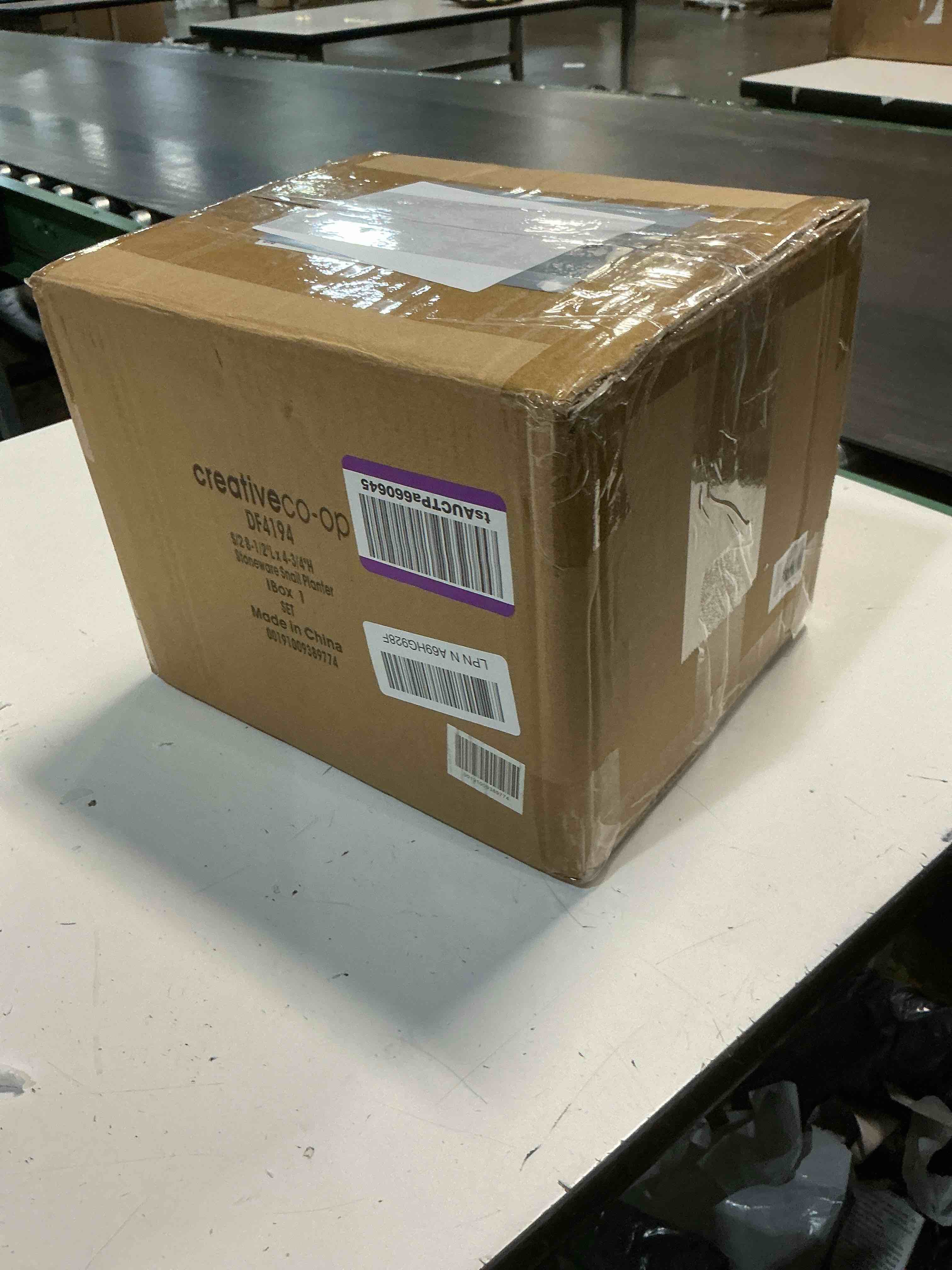 https://s3.amazonaws.com/lotting-images-prod/bidfta/GRA4999364_1778332516675.jpeg