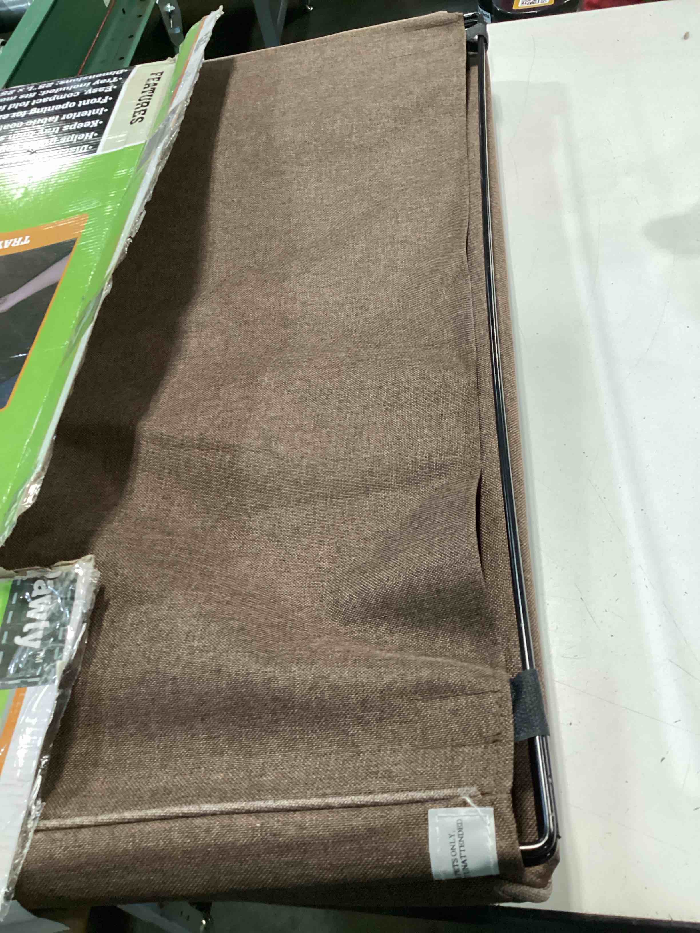 Condition photo showing Good Condition for pet gear pro pawty potty training aid for pee pad/grass patch removable tray holds pad included hides messes optional wall guard dog litter box