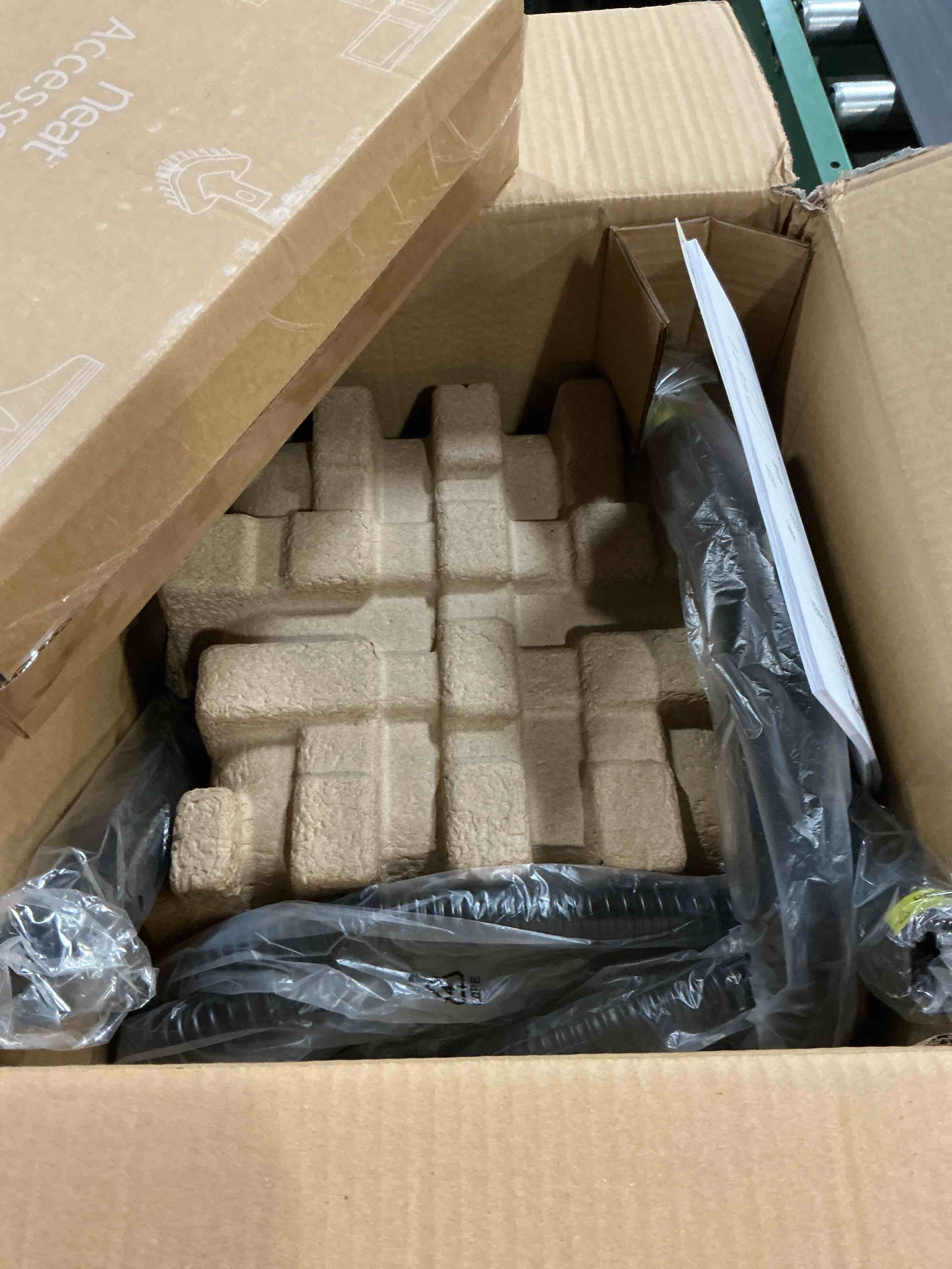 https://s3.amazonaws.com/lotting-images-prod/bidfta/GRA5026405_1777896869238.jpeg