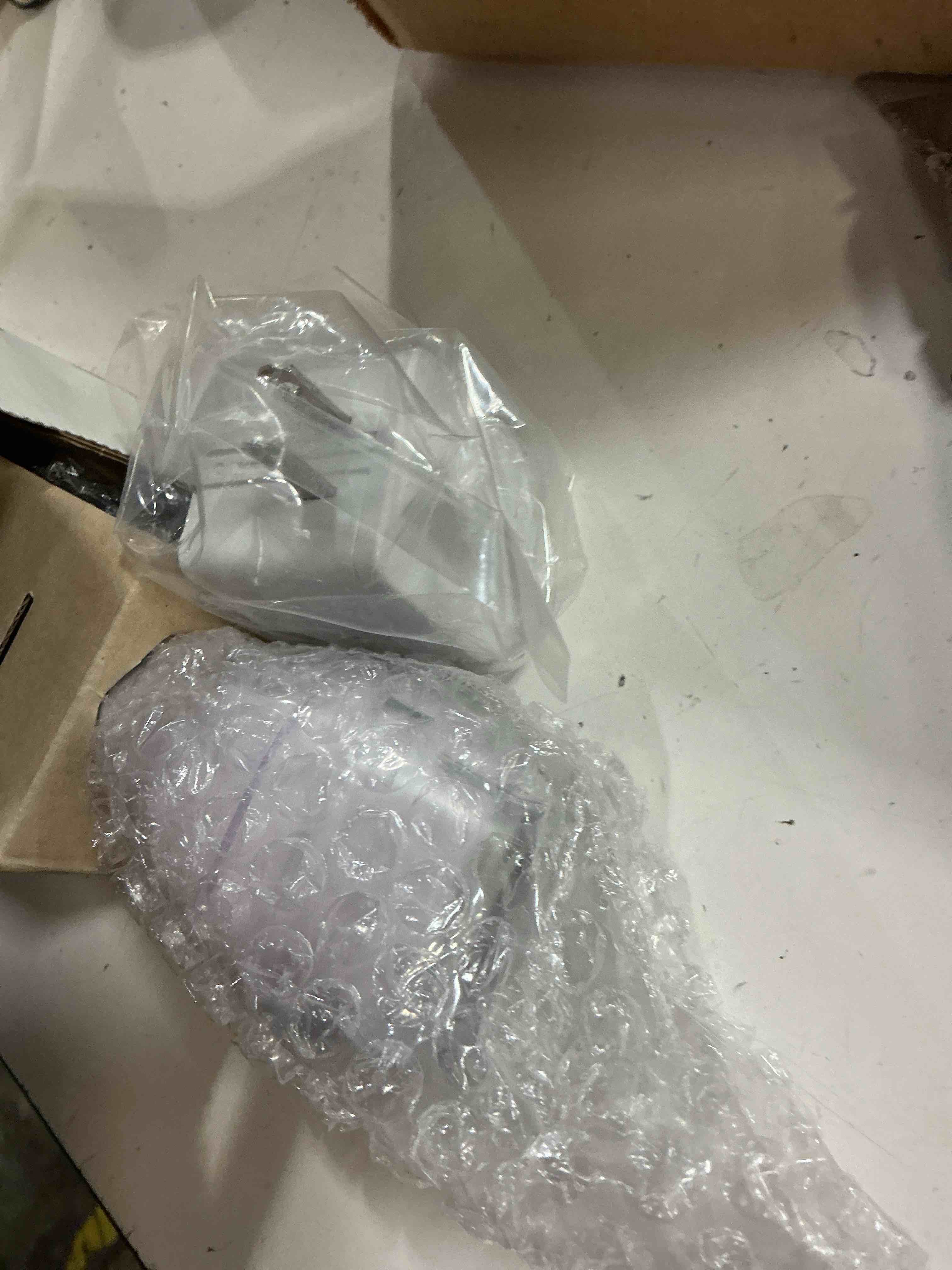Condition photo showing New/Like New for panasonic es-wwl6a 3-blade wet/dry electric shaver for women with pop-up trimmer