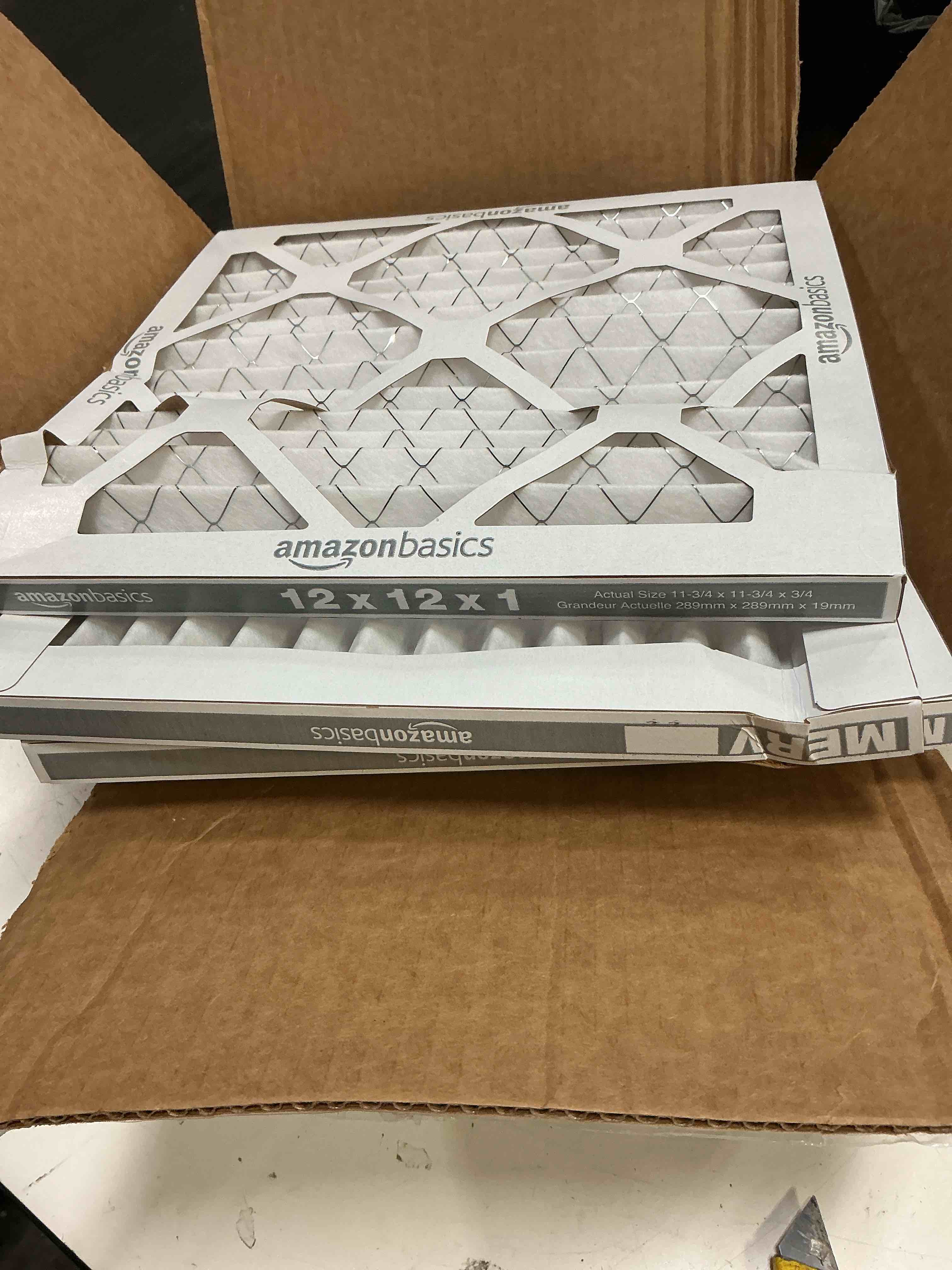 https://s3.amazonaws.com/lotting-images-prod/bidfta/GRA5030158_1777920642096.jpeg