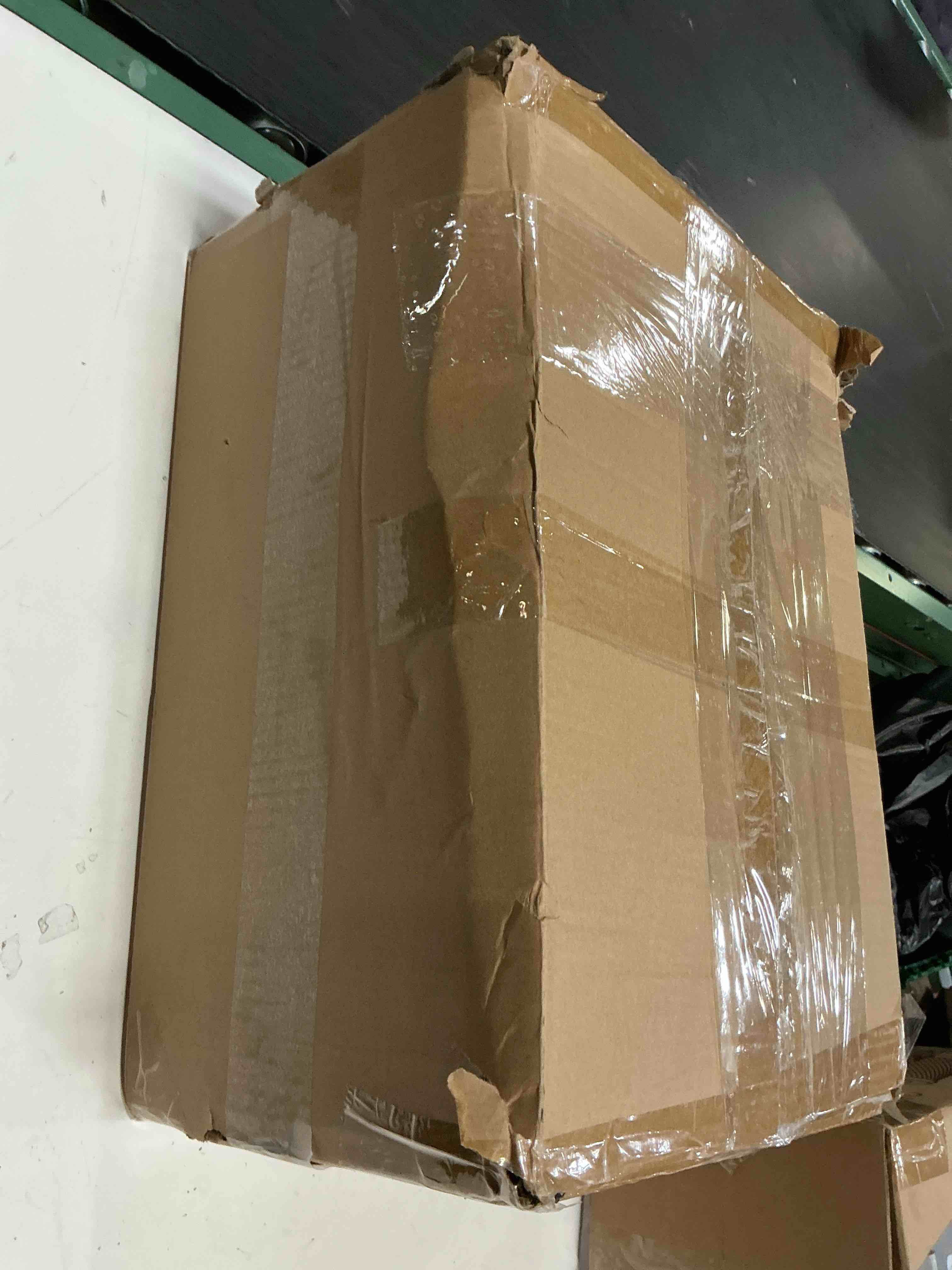 https://s3.amazonaws.com/lotting-images-prod/bidfta/GRA5030165_1777921672906.jpeg