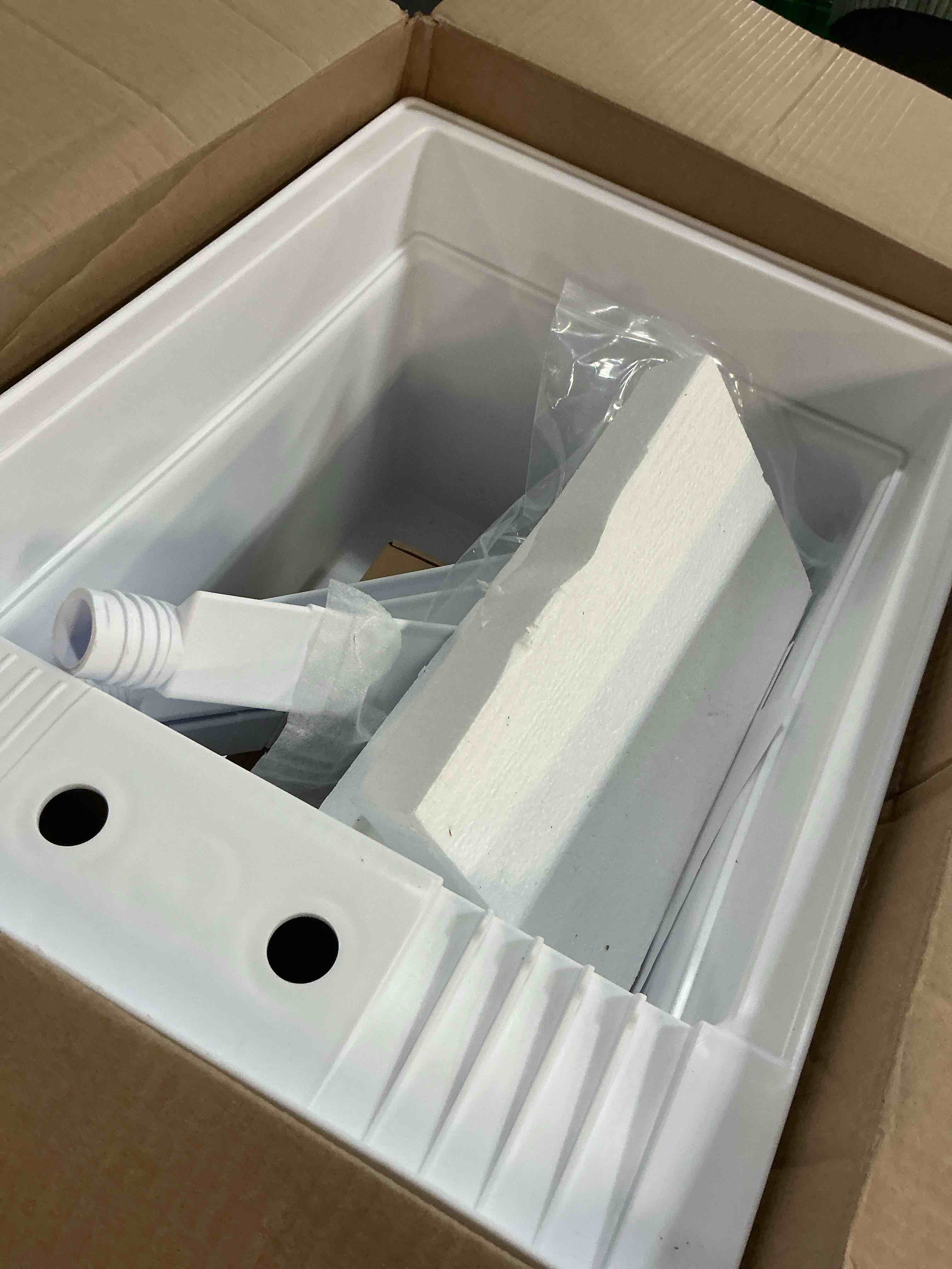 Condition photo showing Good Condition for project source 1-basin freestanding utility tub