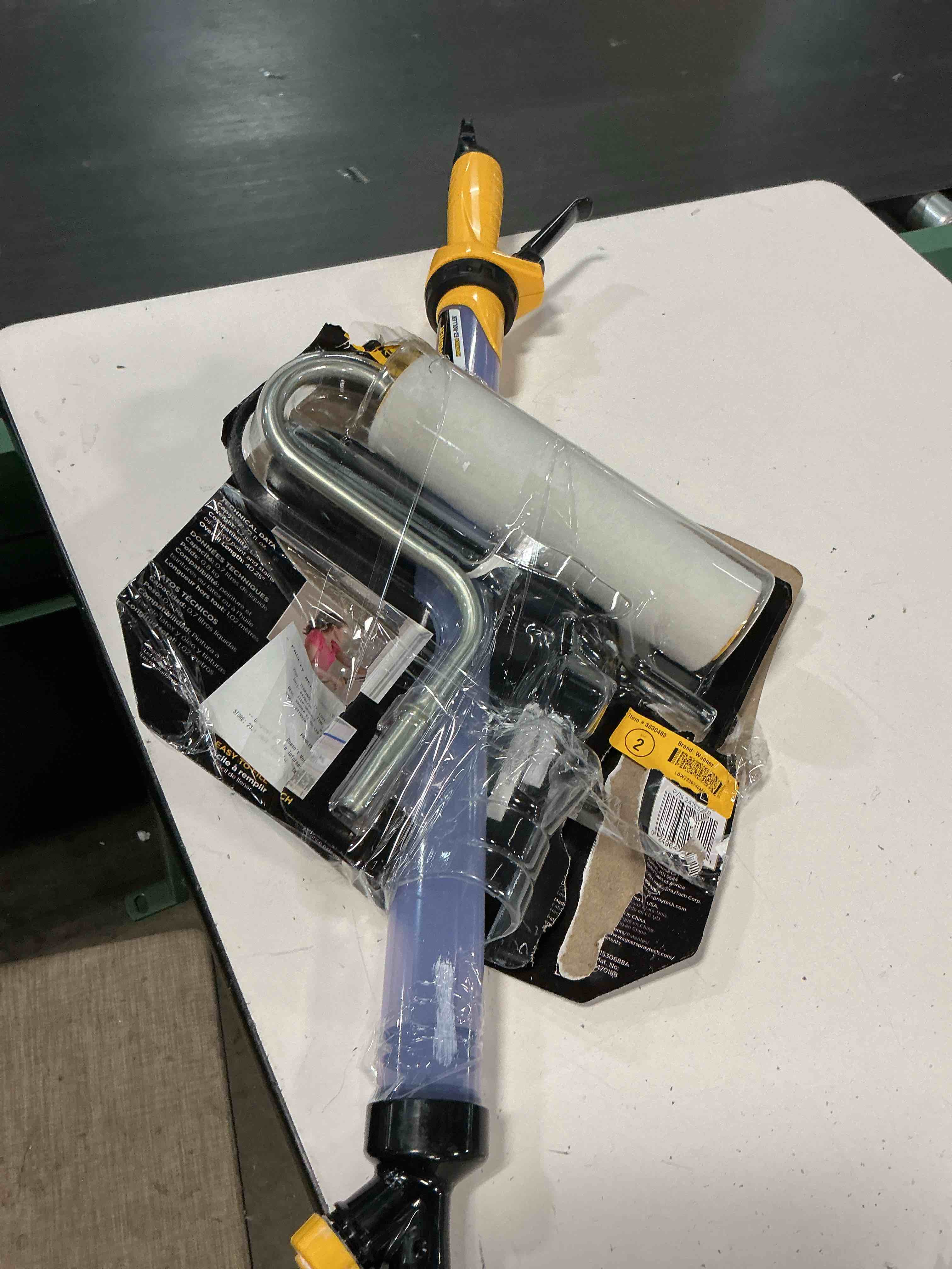 Condition photo showing As Is for wagner paintstick ez paint roller 22 oz 40 po 2419328