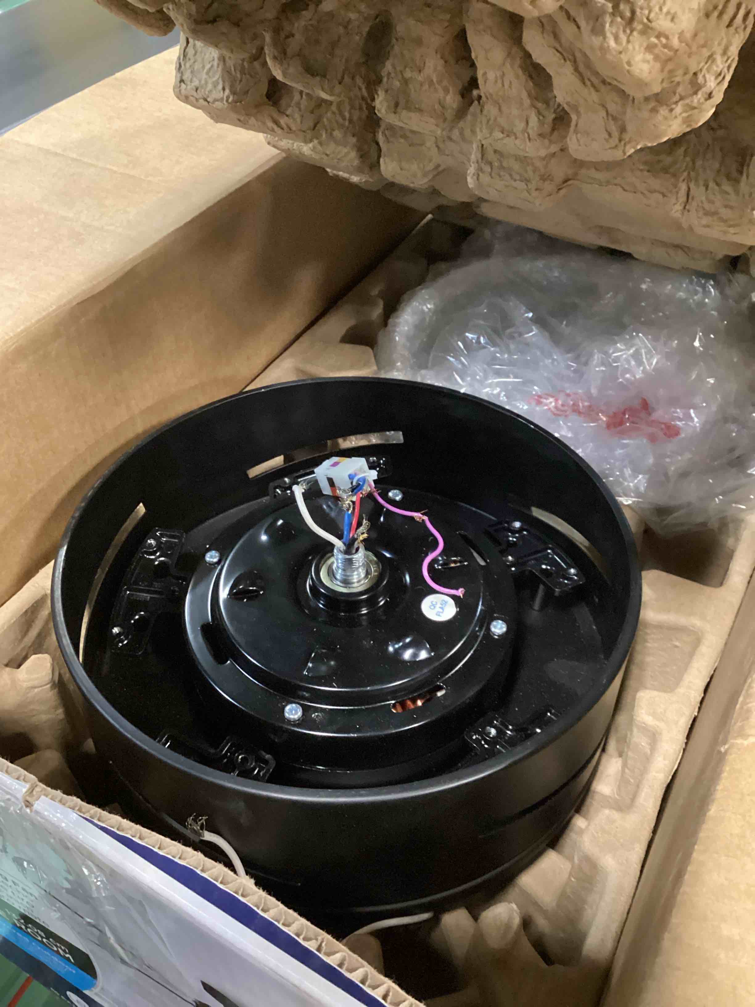 Condition photo showing As Is for harbor breeze pull-chain ceiling fan 52 in black 