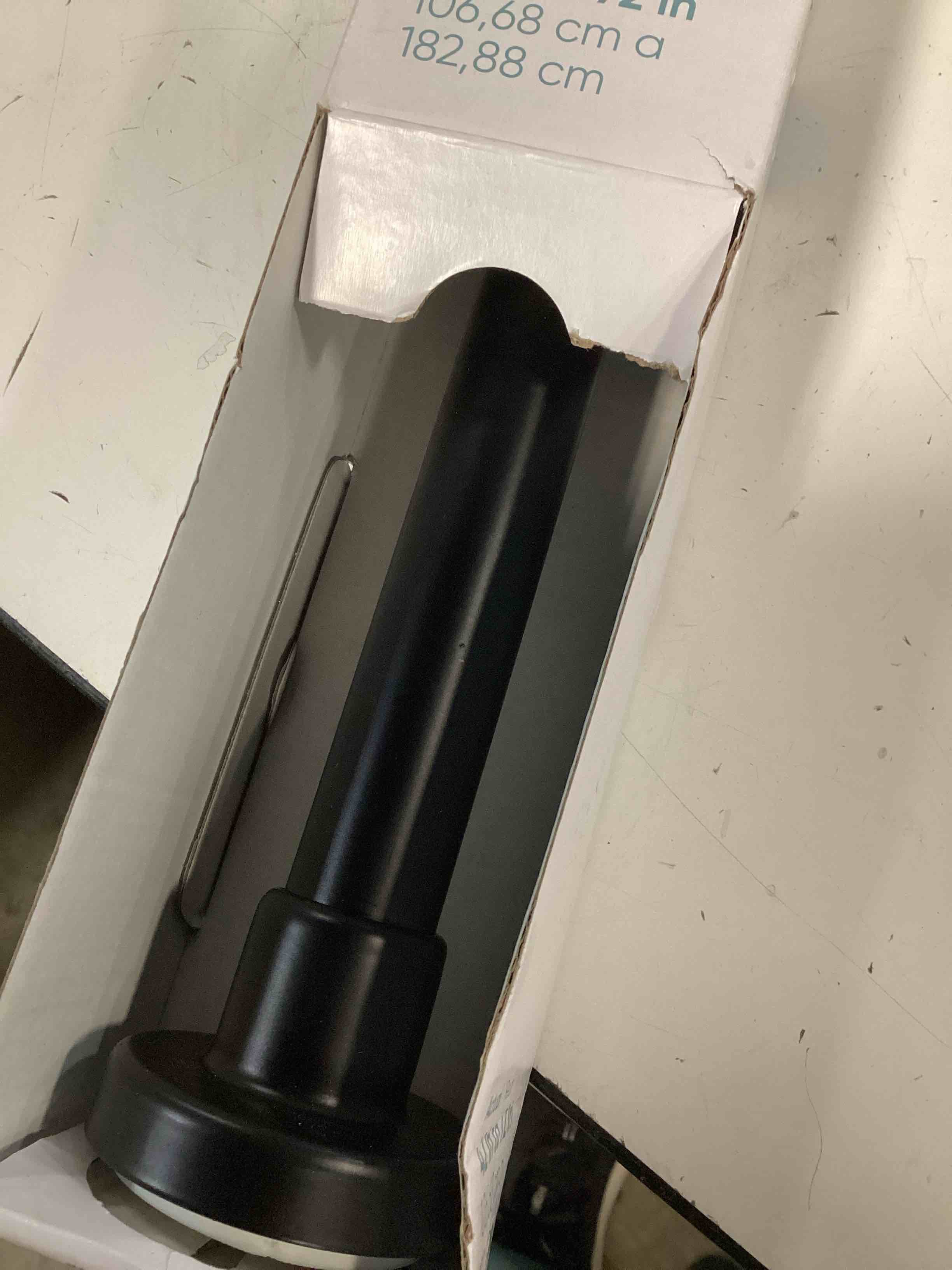 Condition photo showing Good Condition for origin2i tension mount 42in 72 in black 