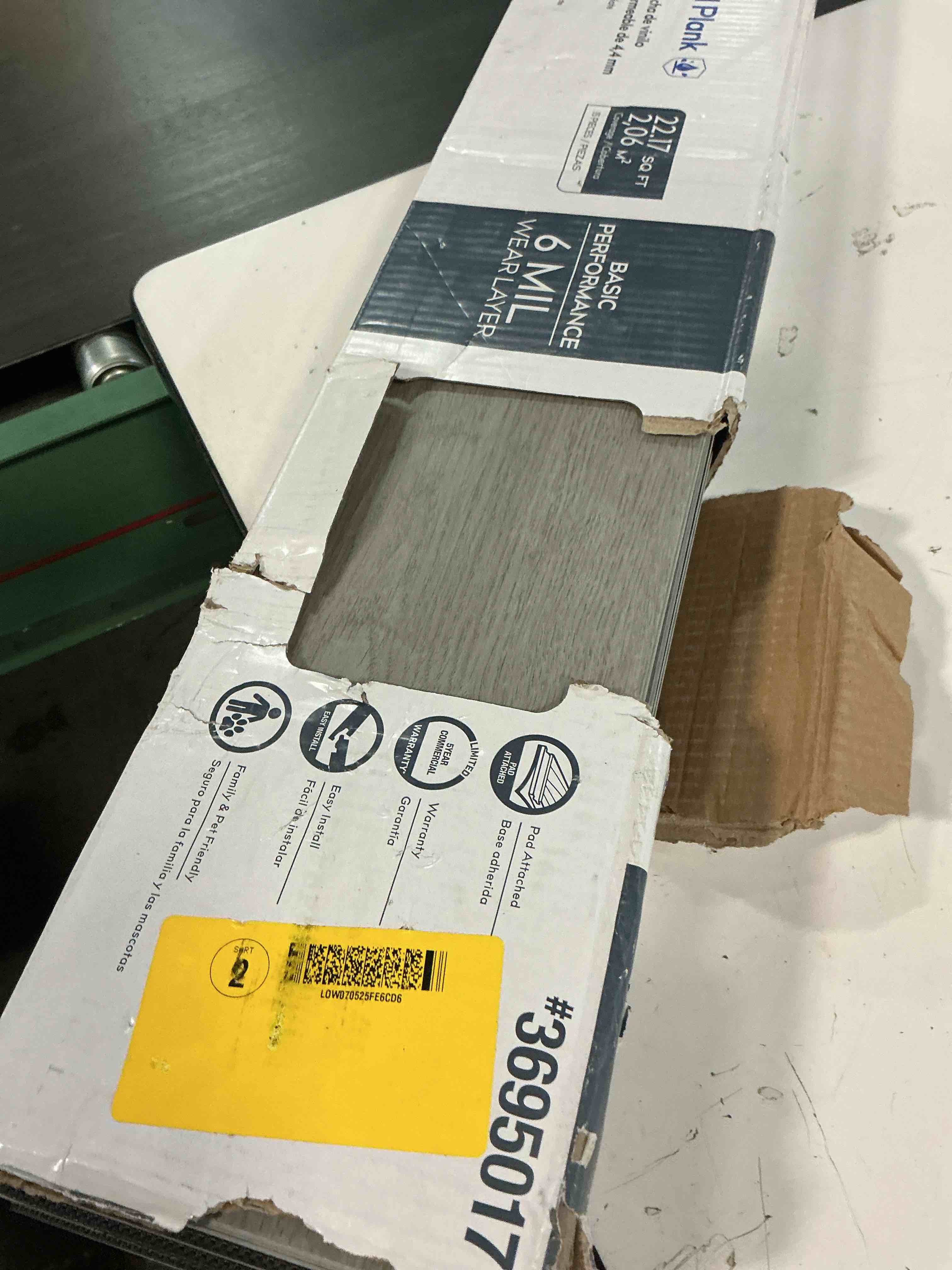 https://s3.amazonaws.com/lotting-images-prod/bidfta/GRA5079437_1776683485716.jpeg