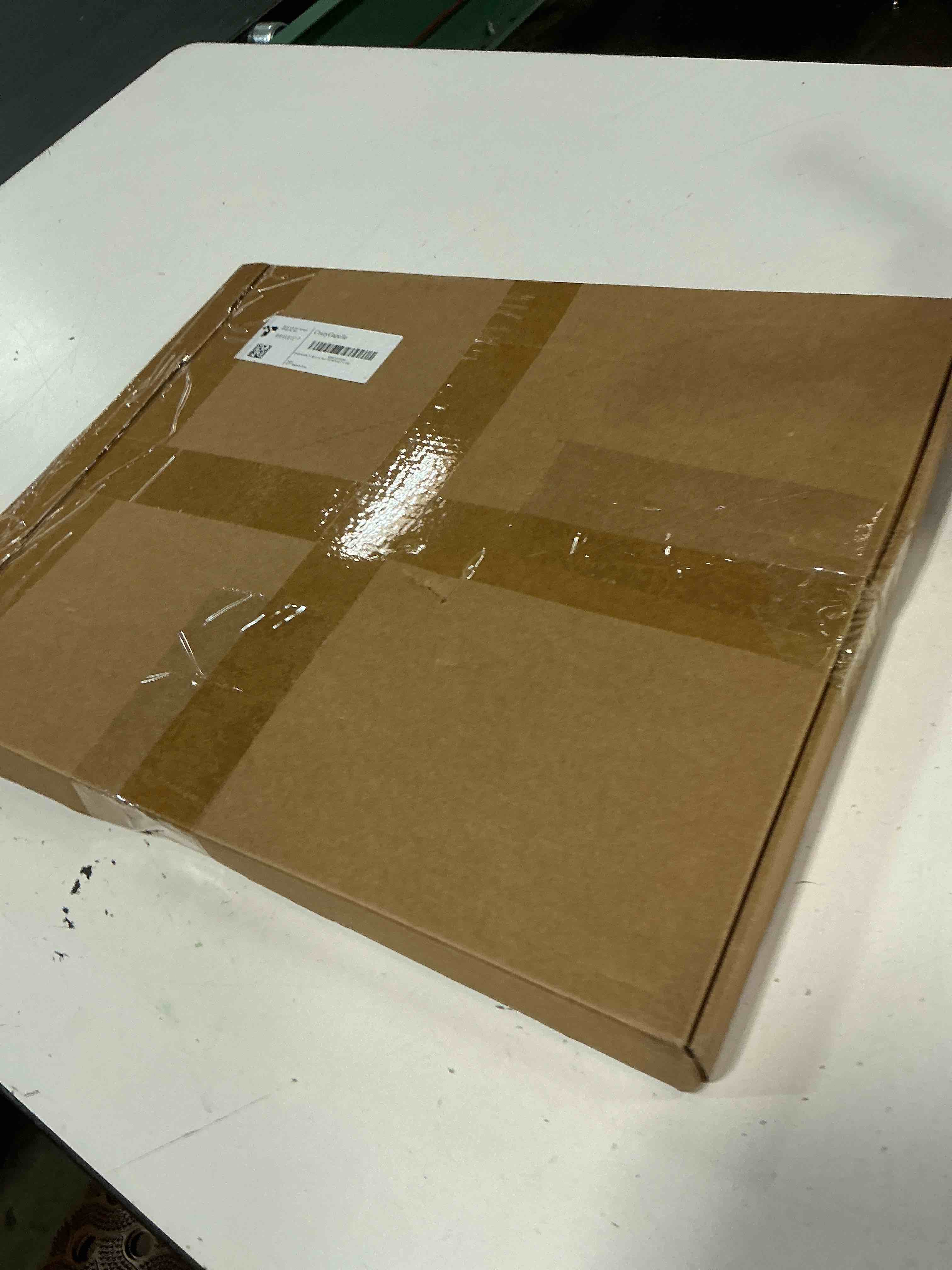 https://s3.amazonaws.com/lotting-images-prod/bidfta/GRA5111356_1780325417873.jpeg