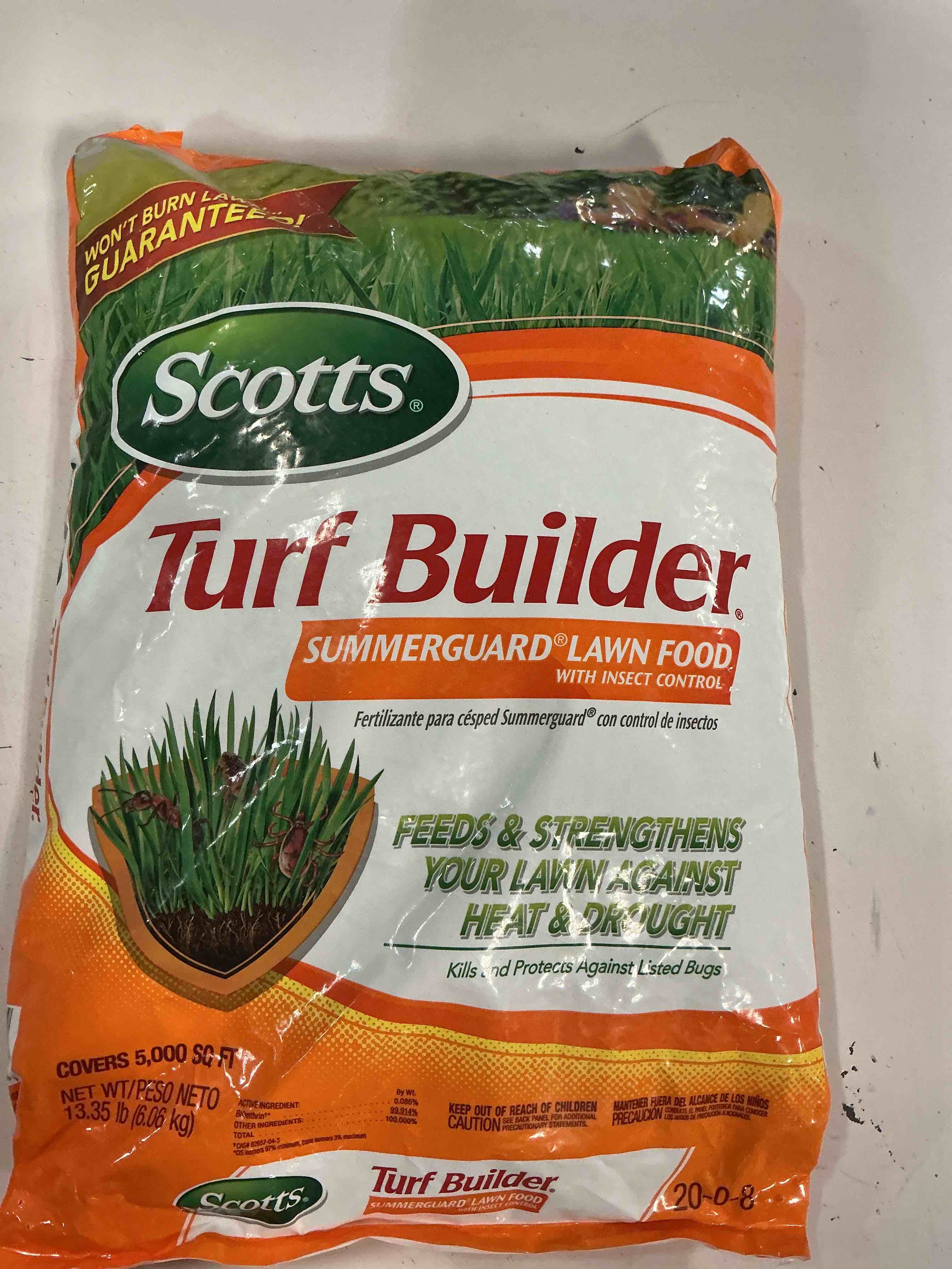 Condition photo showing New/Like New for scotts turf builder summerguard lawn food with insect killer 5 000 sq. ft. 13.35 lb