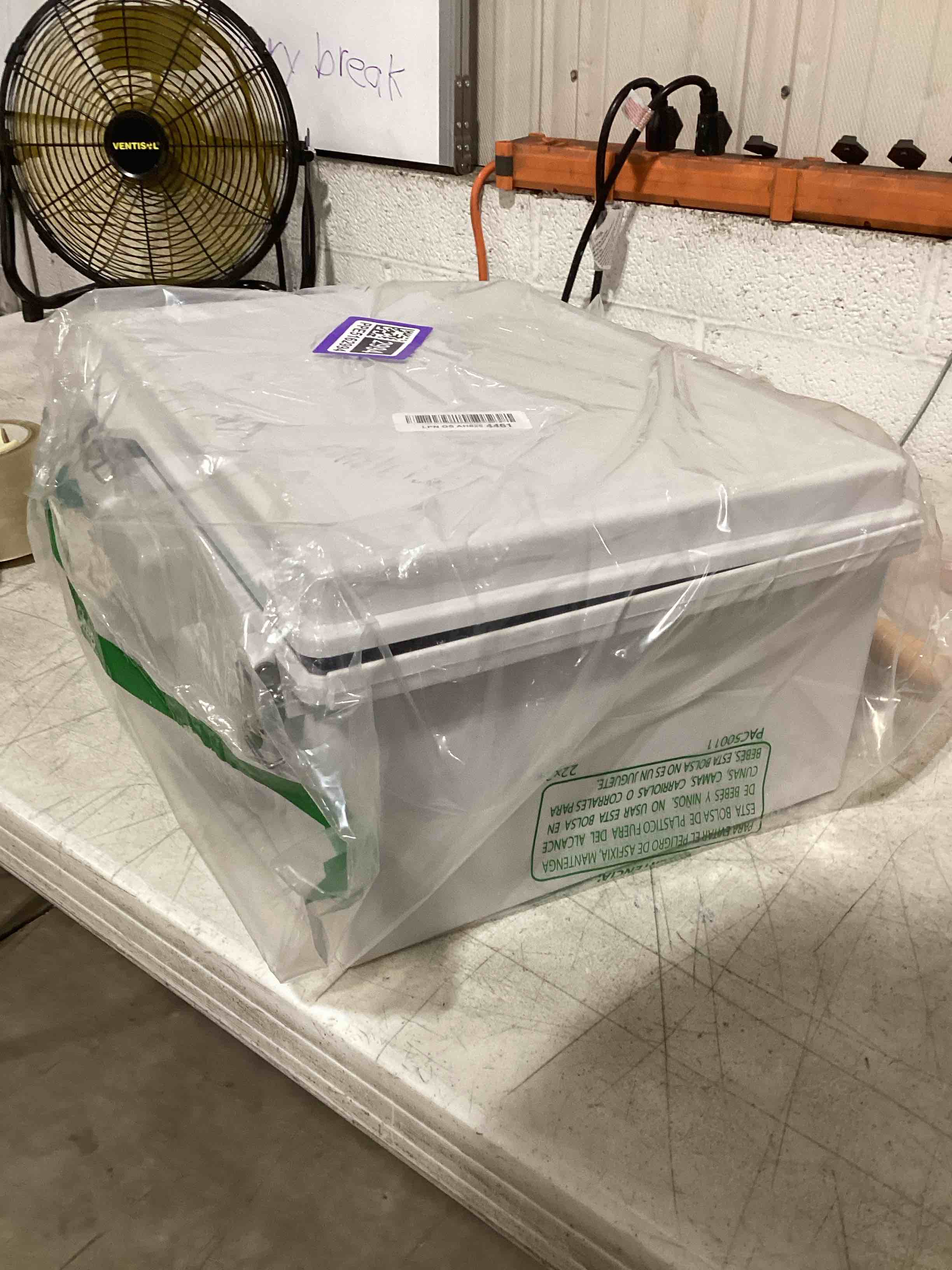 junction box, ip67 waterproof plastic enclosure for electrical project, hinged grey cover, includes mounting plate and wall bracket 290×190×140mm (11.4"×7.5"×5.5")