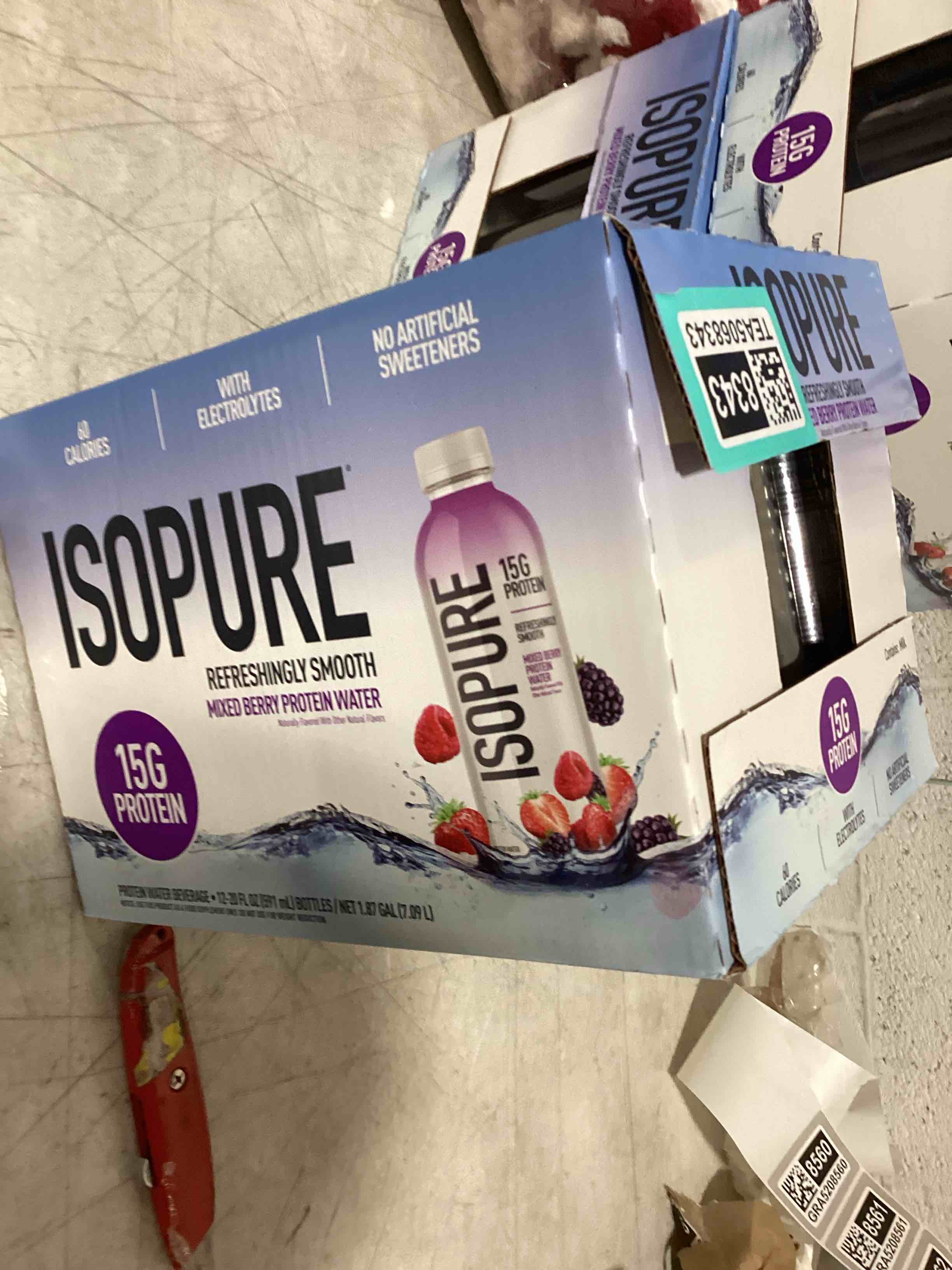 isopure clear protein water with electrolytes, 15g whey protein isolate, zero sugar, mixed berry, 20 fl oz bottles, 12-pack