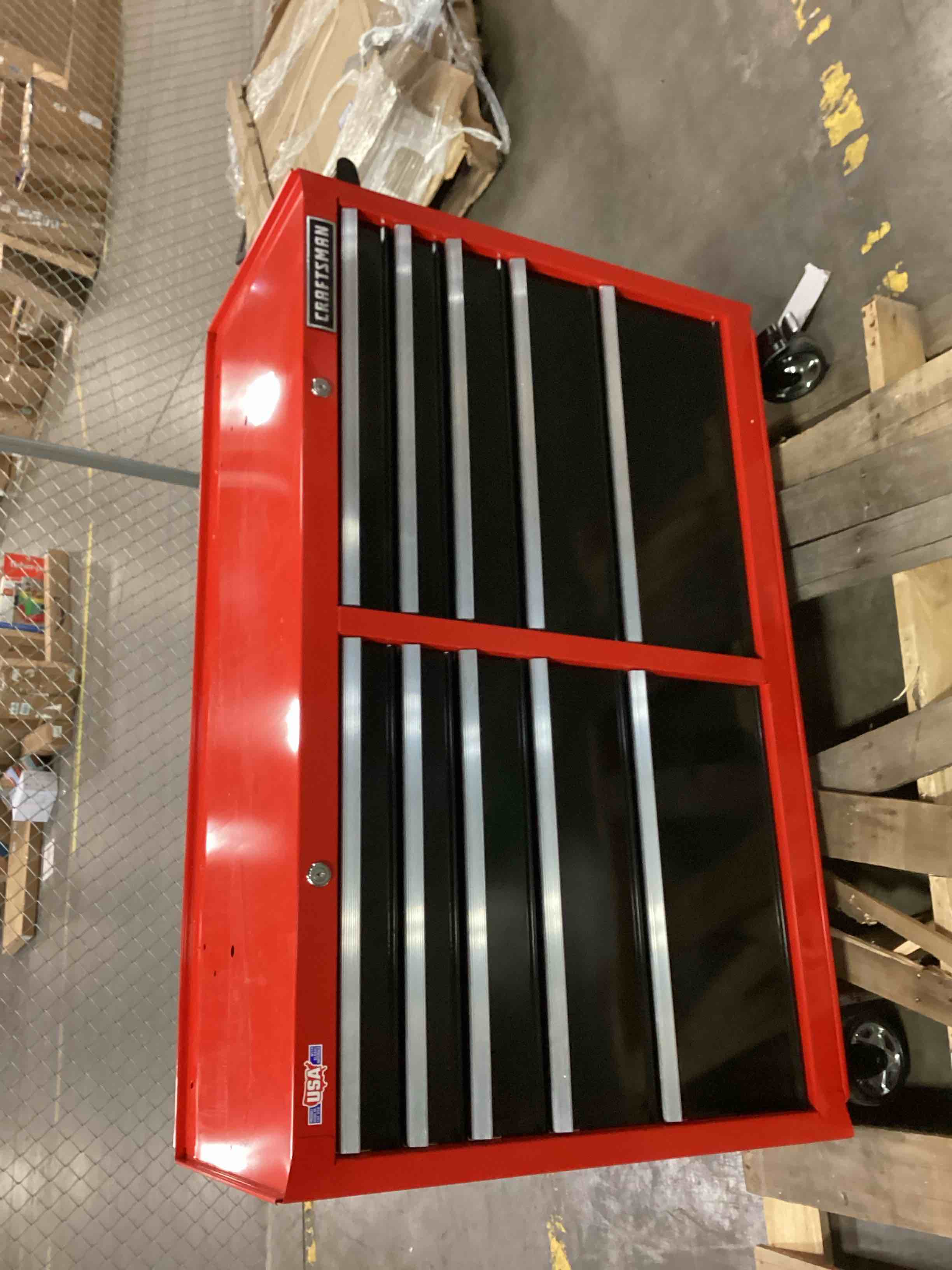 Condition photo showing Good Condition for craftsman 2000 series 52-in w x 38.05-in h 10 -drawer steel rolling tool cabinet ( red )