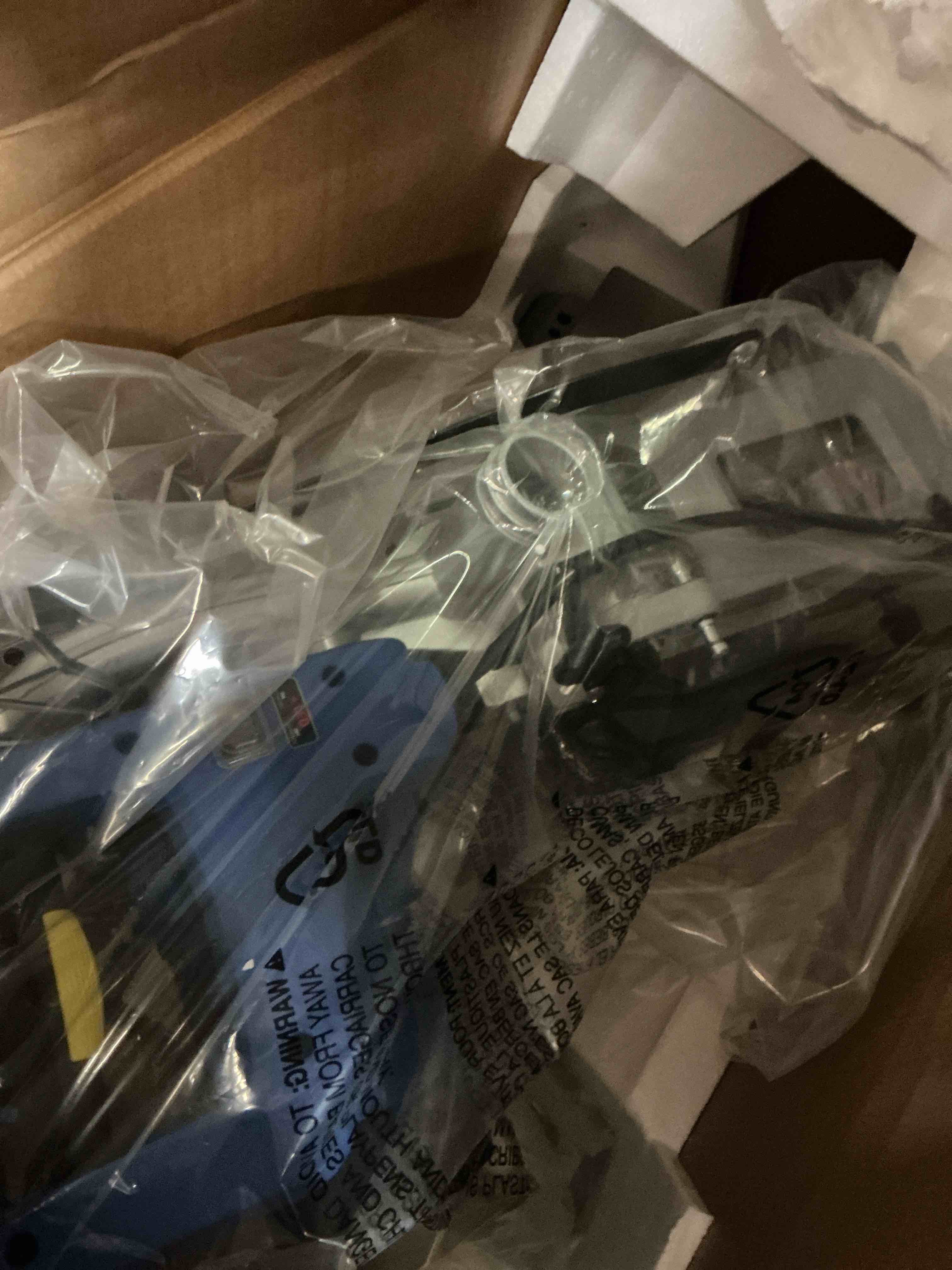 Condition photo showing Good Condition for kobalt compact 7-1/4-in 10-amp single bevel sliding compound corded miter saw