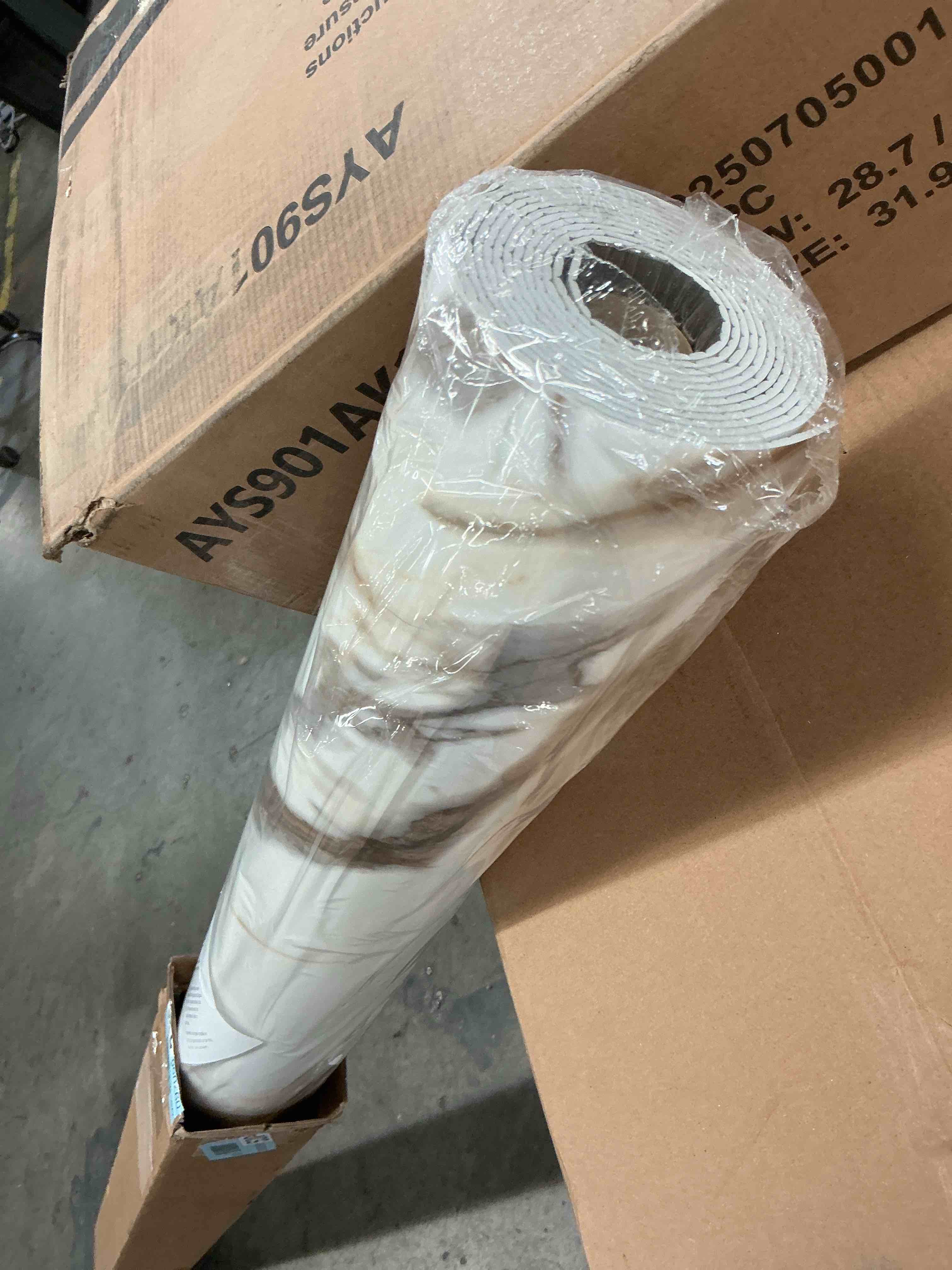 Condition photo showing New/Like New for white marble wall paneling 