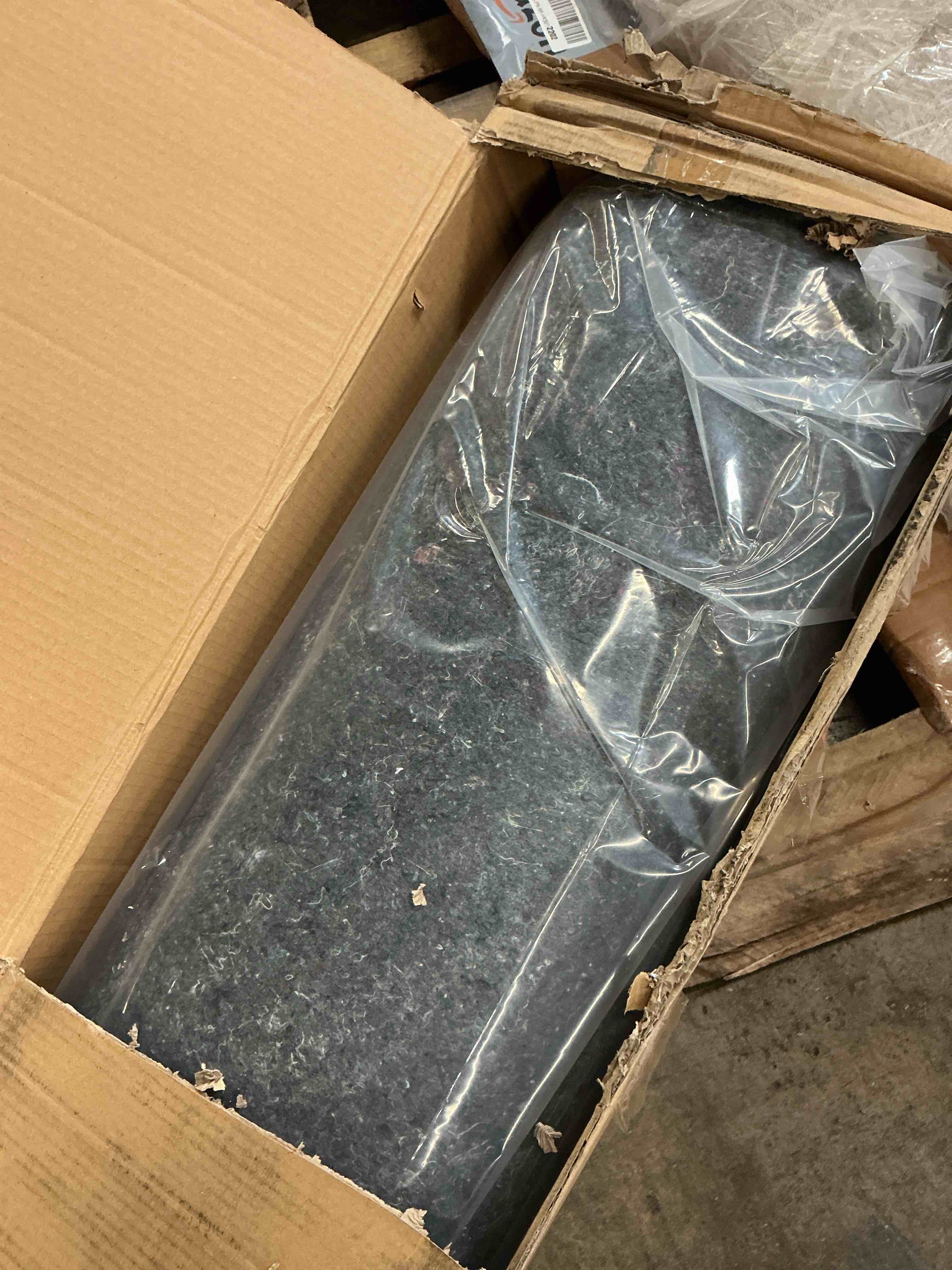 Condition photo showing New/Like New for roberts super felt underlayment - 360 sq. ft. roll - 60" x 72' x 3 mm 360 sq. ft raw materials