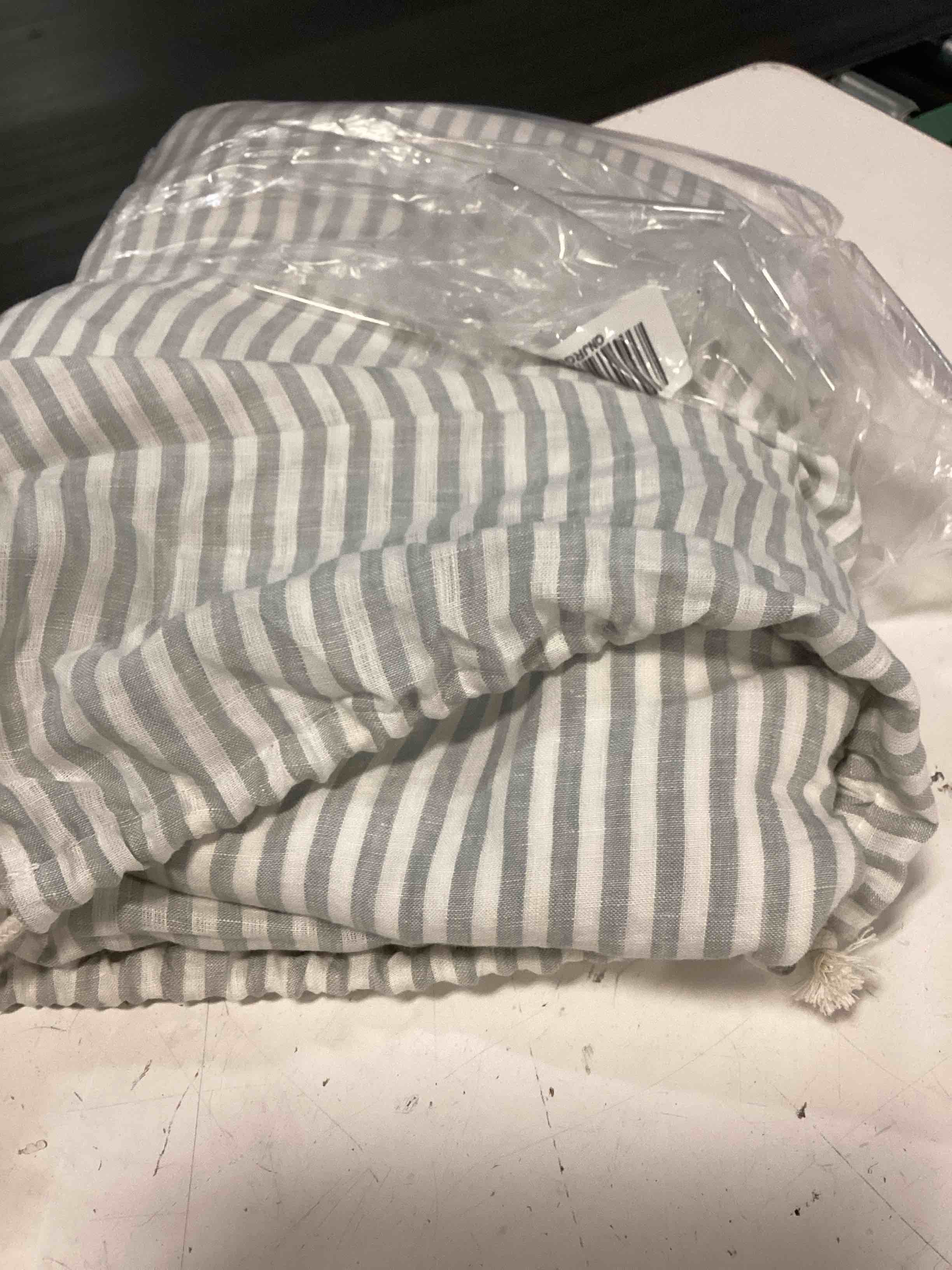 Condition photo showing Good Condition for quince european linen stripe duvet cover set twin color mist/white stripe