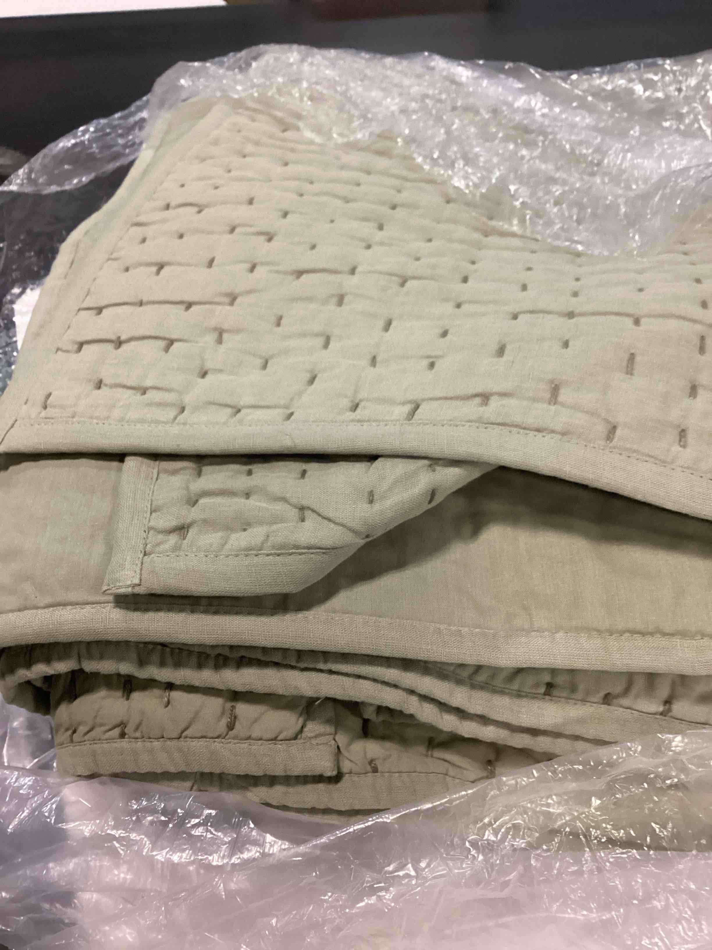 Condition photo showing Good Condition for quince european linen cotton stitch quilt king color willowleaf