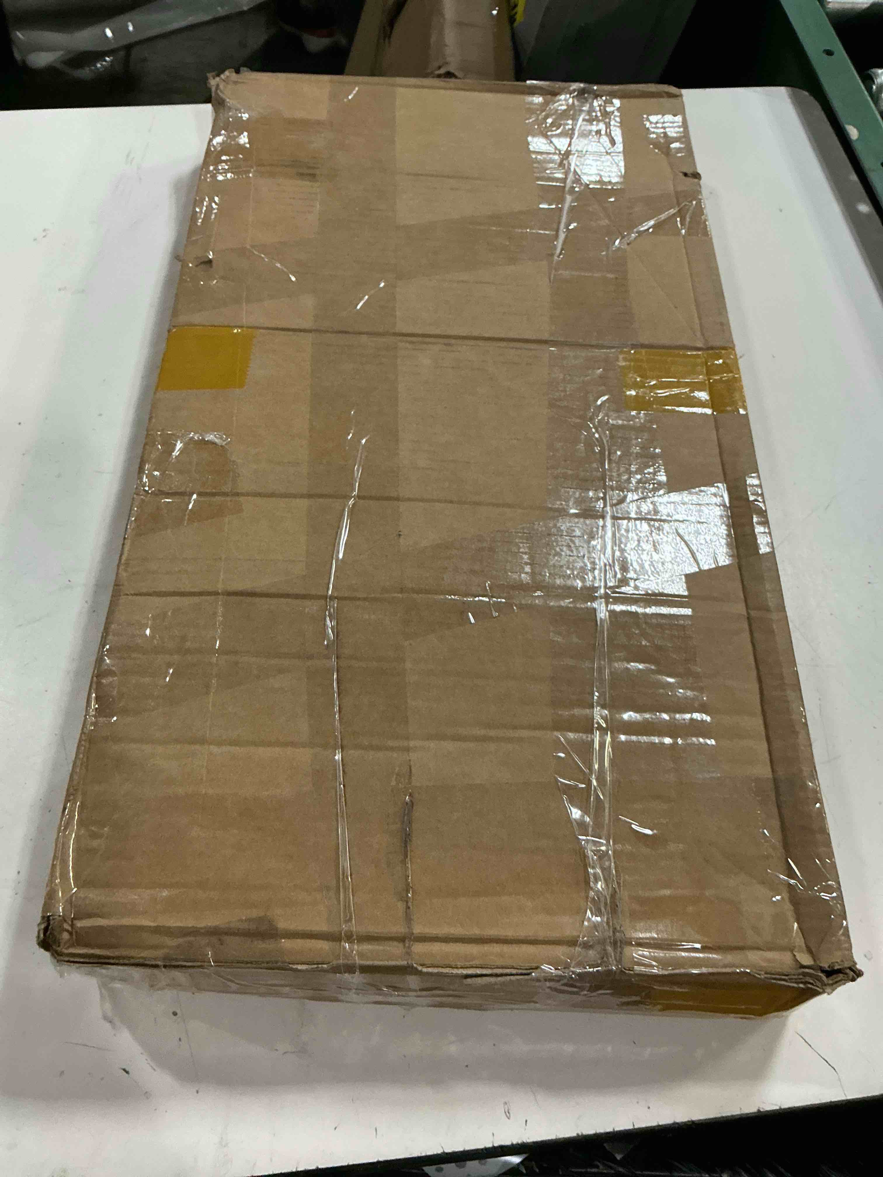 https://s3.amazonaws.com/lotting-images-prod/bidfta/GRA6137425_1779472057378.jpeg